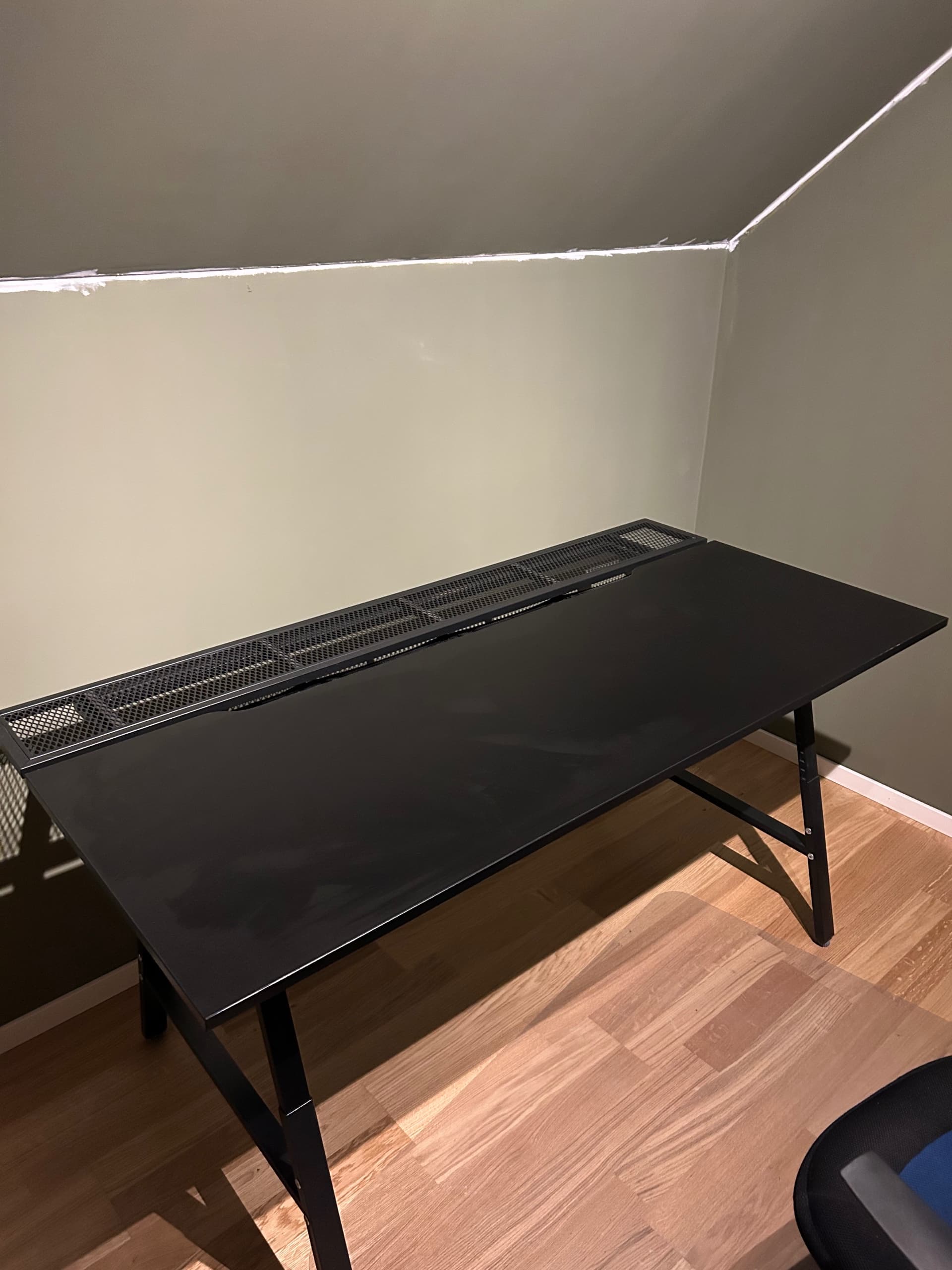 UTESPELARE skrivbord för gaming, svart, 160x80 cm
