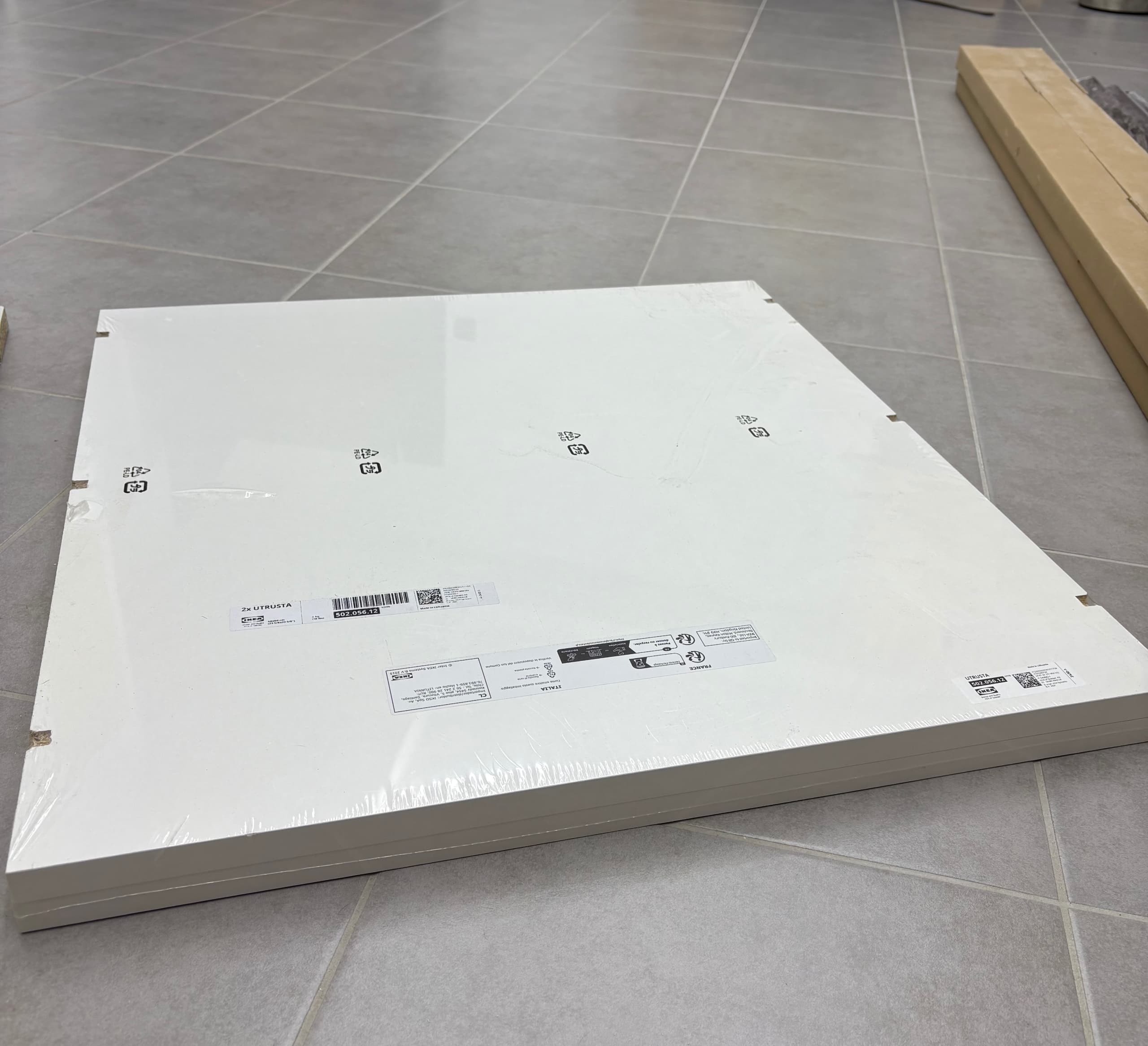 UTRUSTA fixed ventilated shelf, white, 60x60 cm