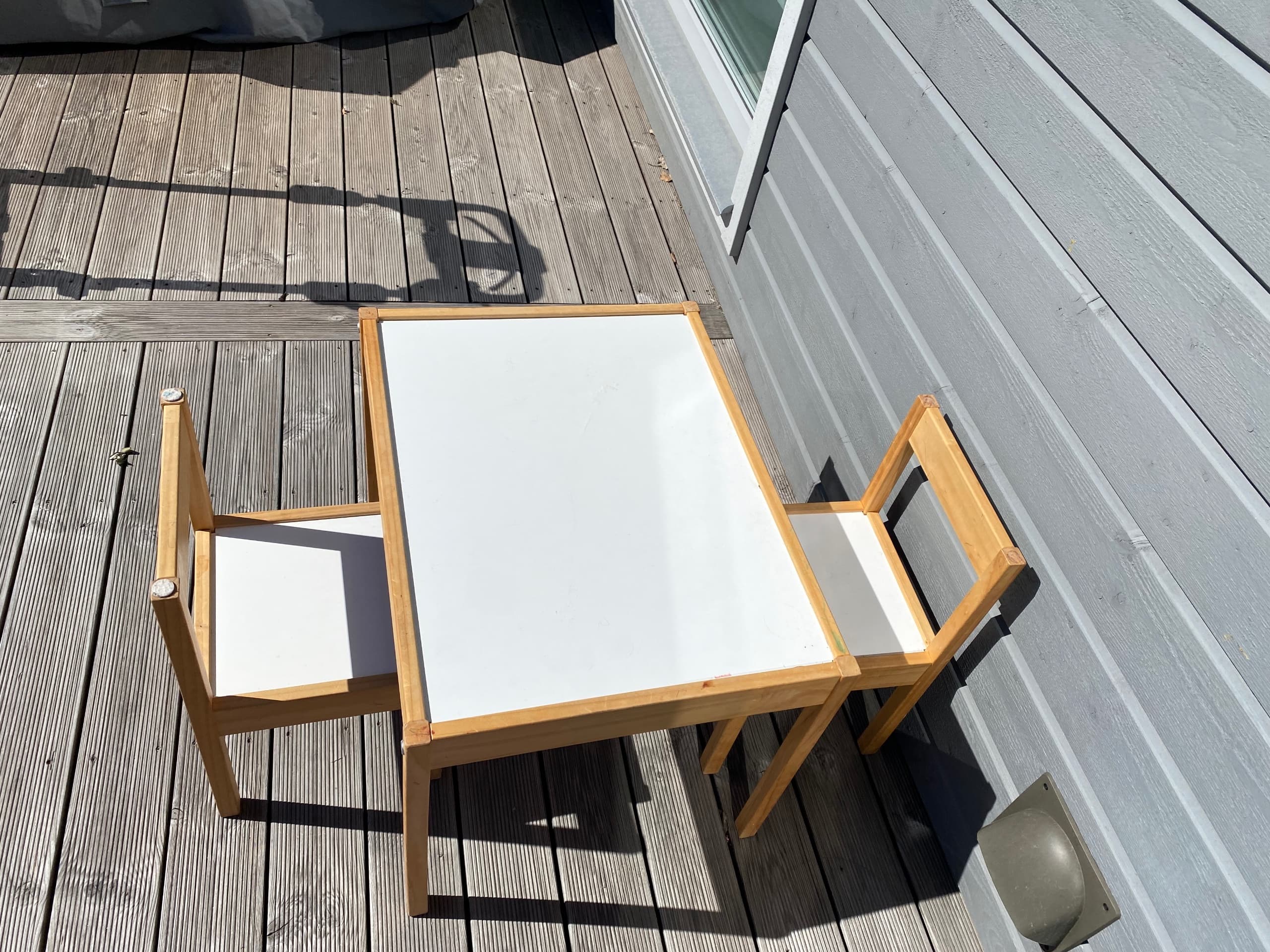 LÄTT children's table with 2 chairs, white/pine