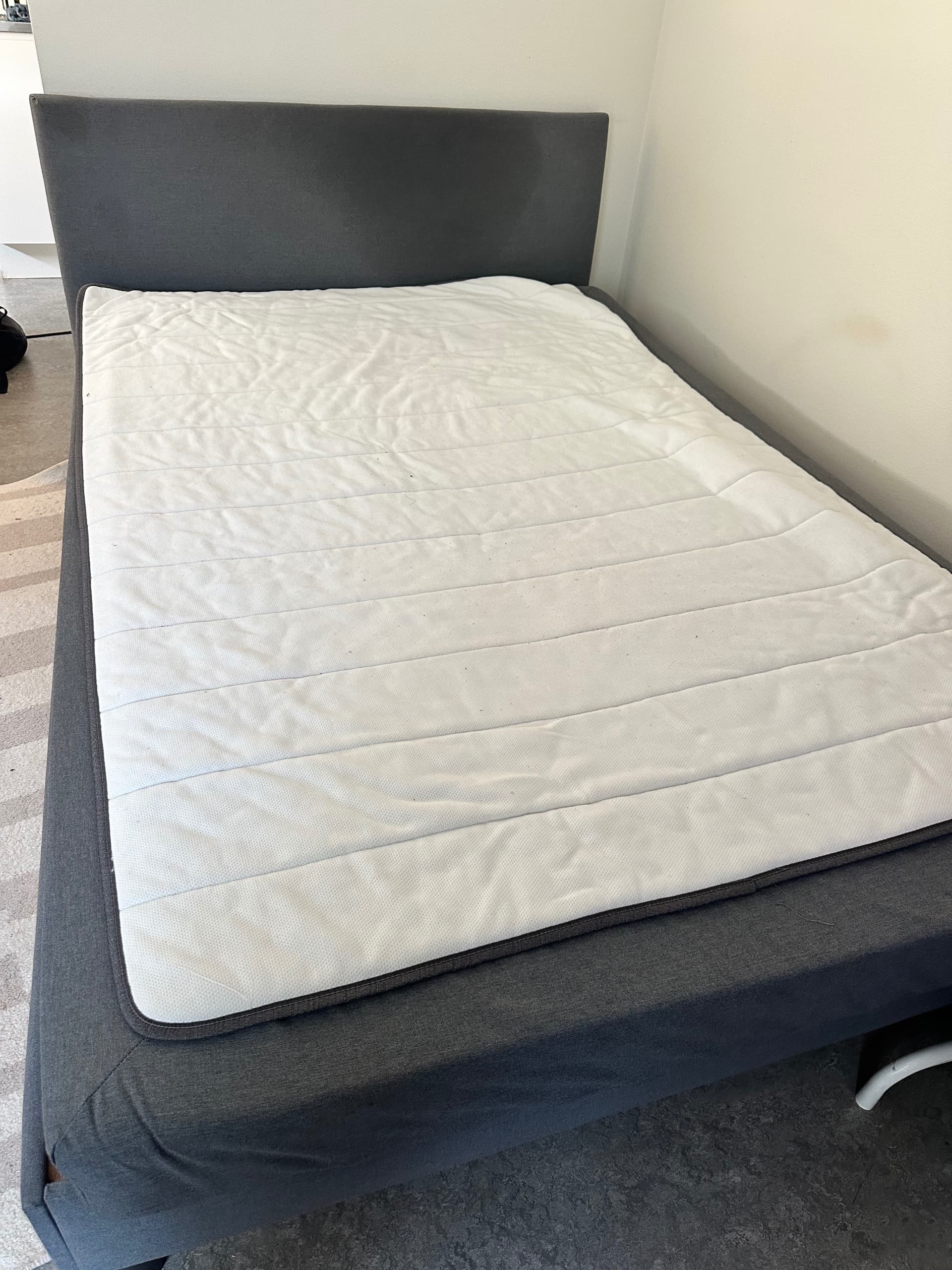 CONTINENTAL BED divan bed, firm/Vissle grey, 140x200 cm
