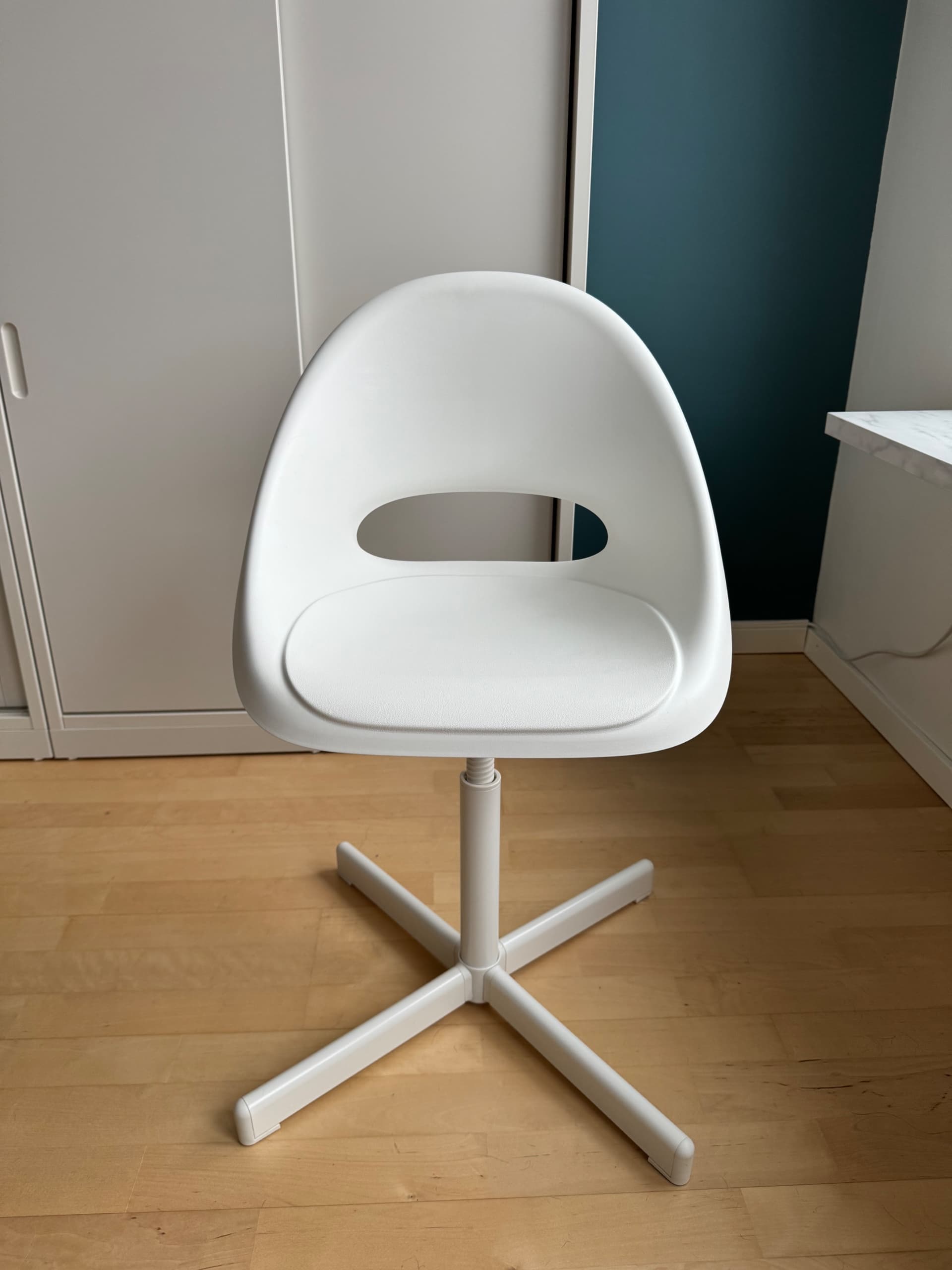 LOBERGET / SIBBEN children's desk chair, white