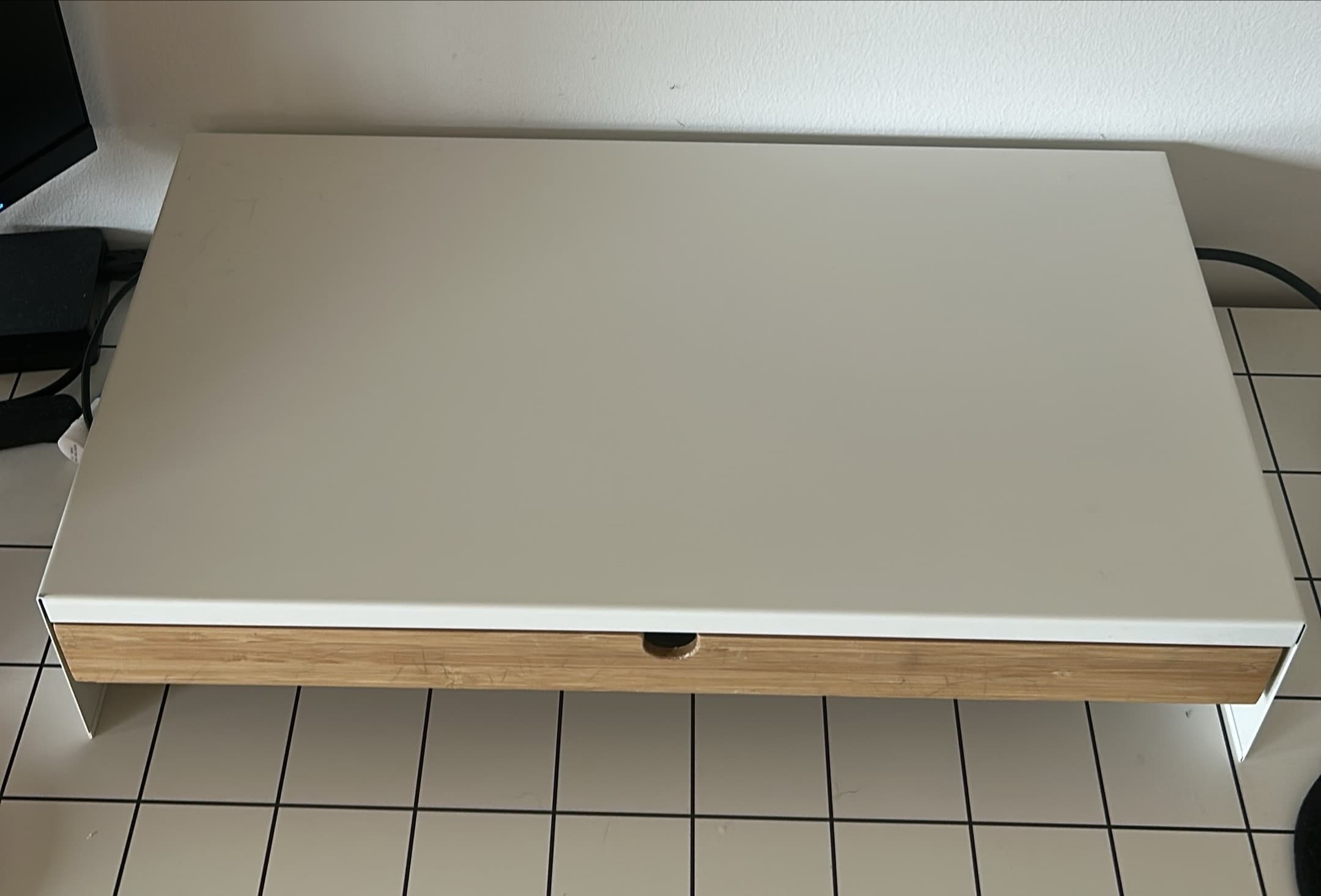 ELLOVEN monitor stand with drawer, white