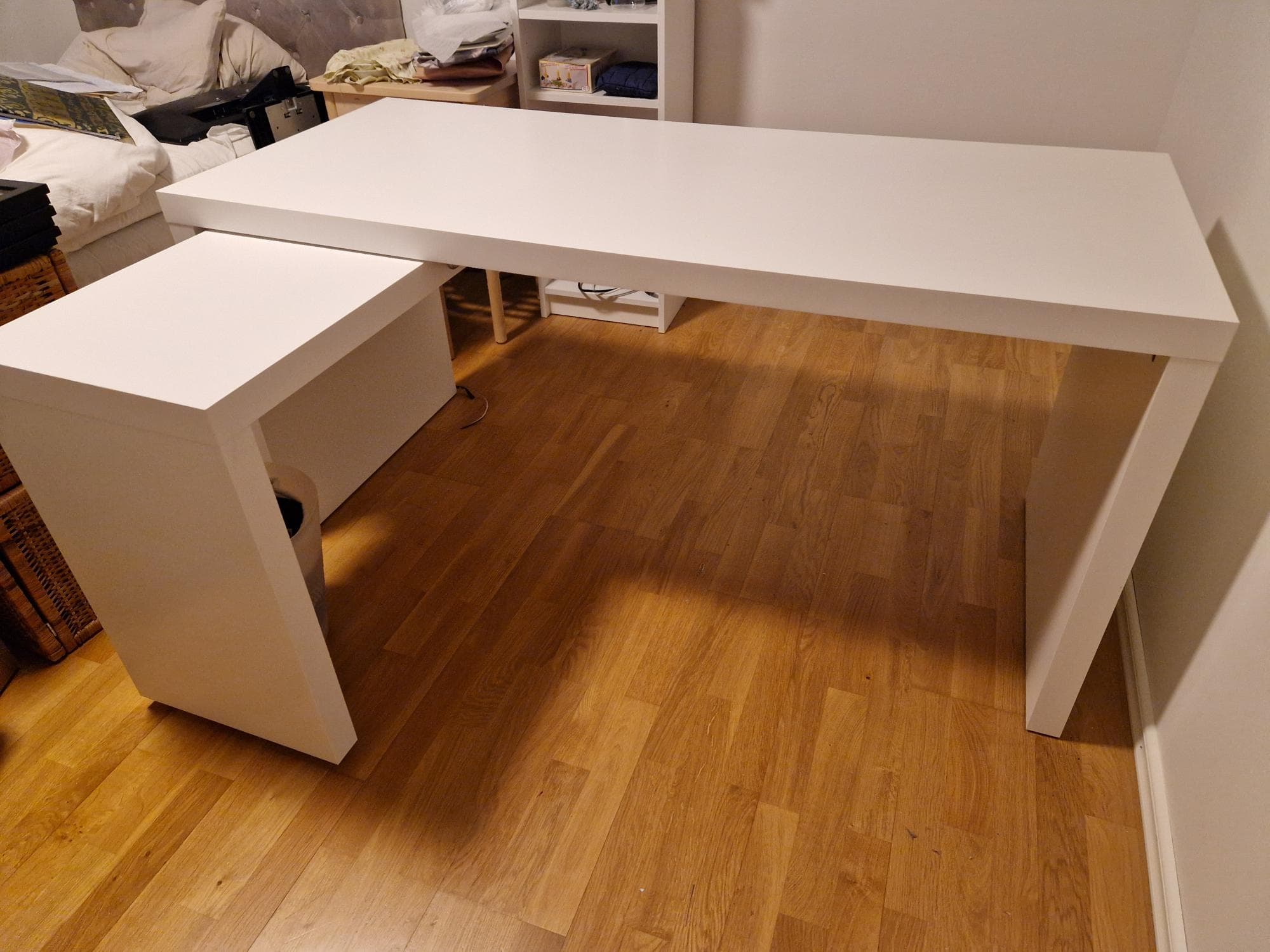 Skrivbord för kontor