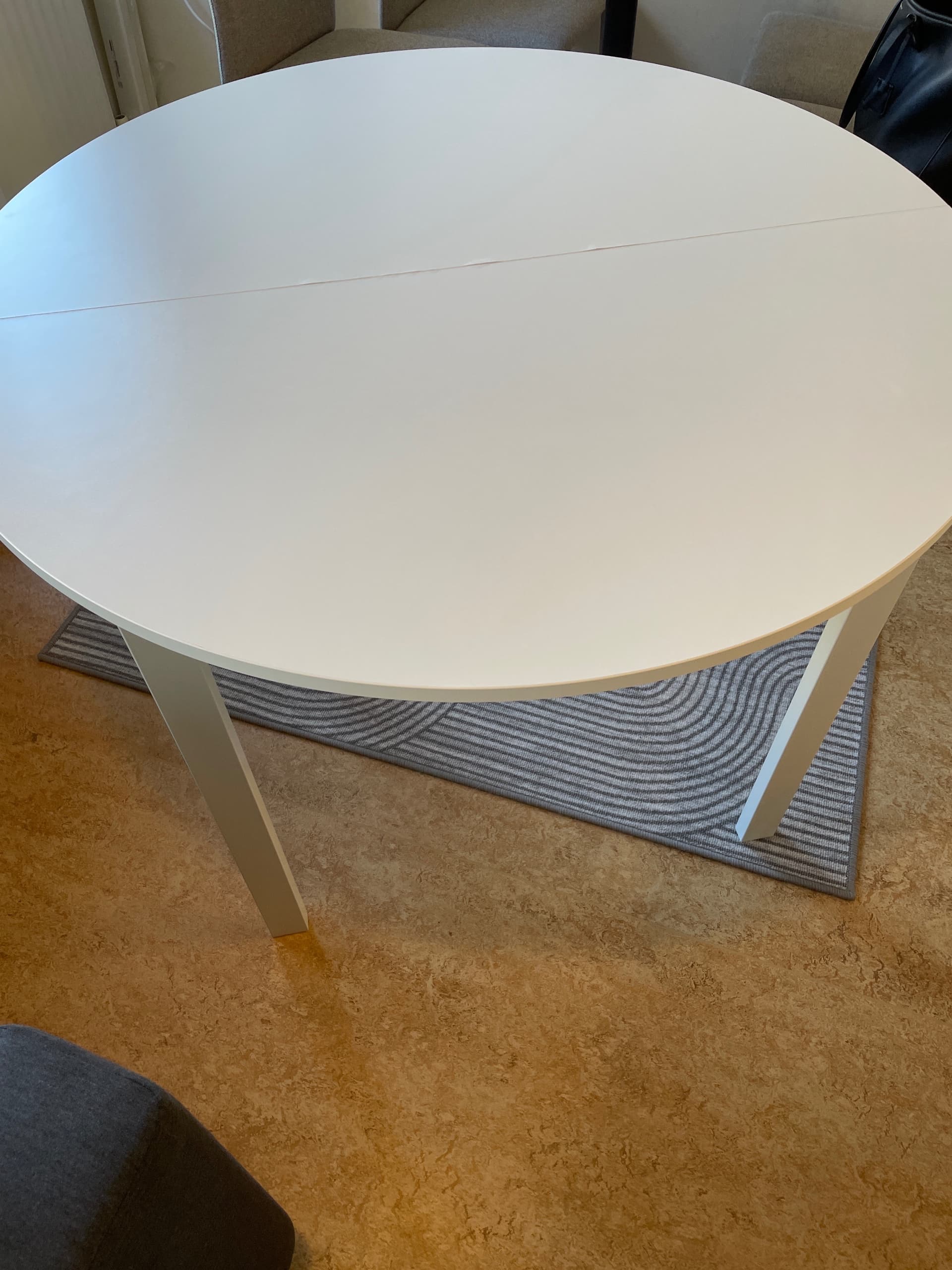 VIHALS table, white/white, 107 cm