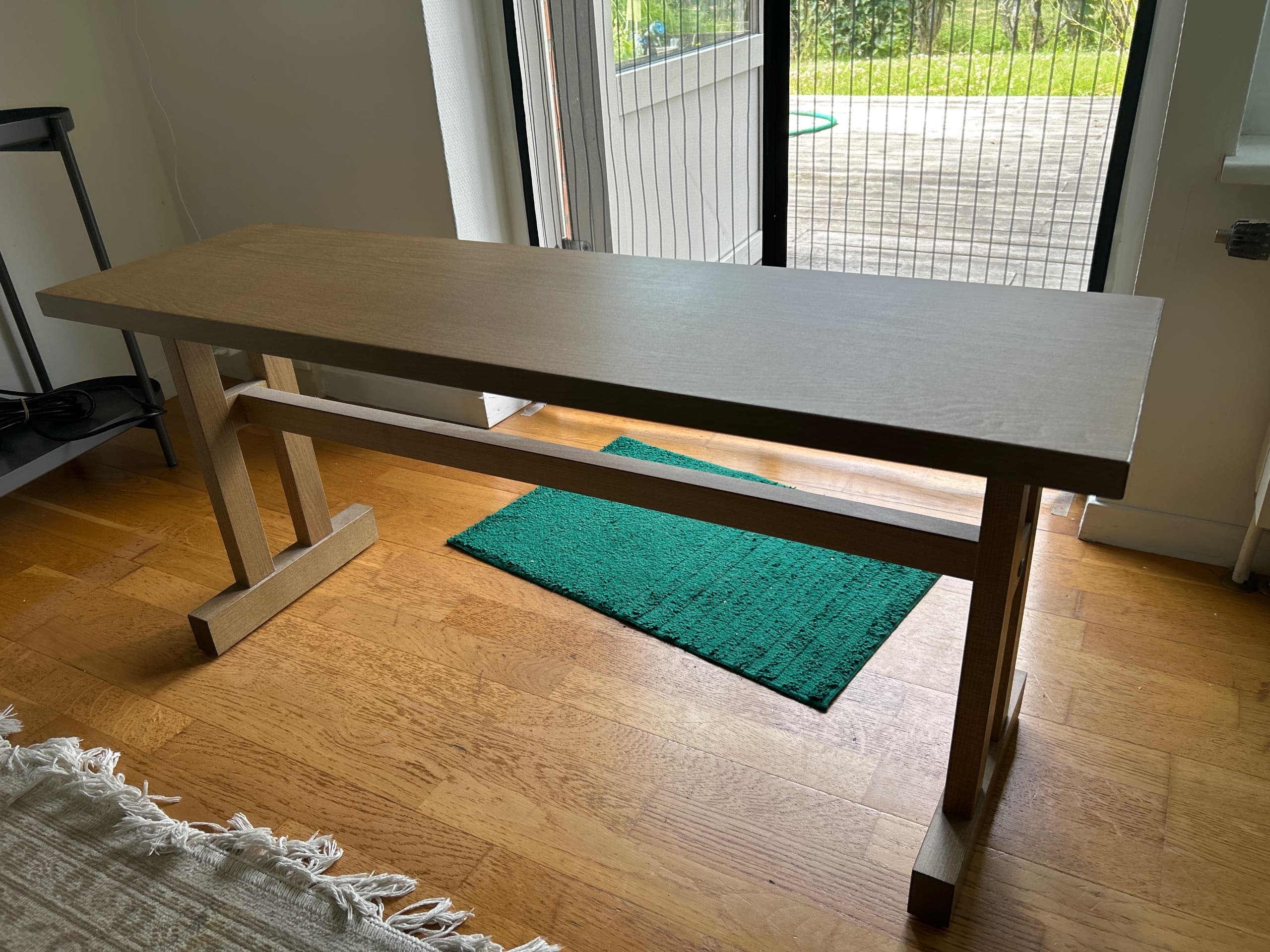 KLIMPFJÄLL bänk, gråbrun, 102 cm