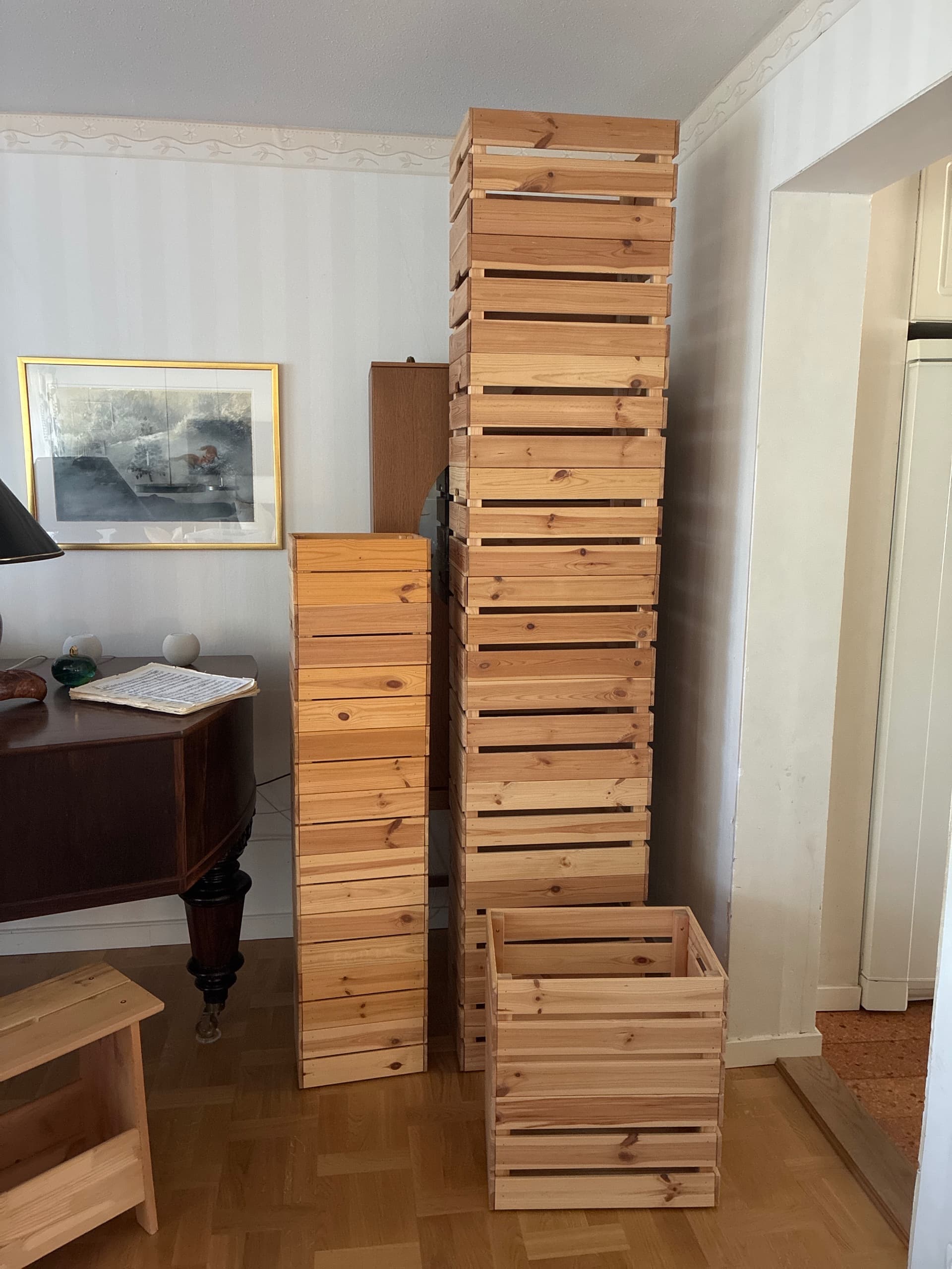 KNAGGLIG 11 ST box, pine, 46x31x25 cm