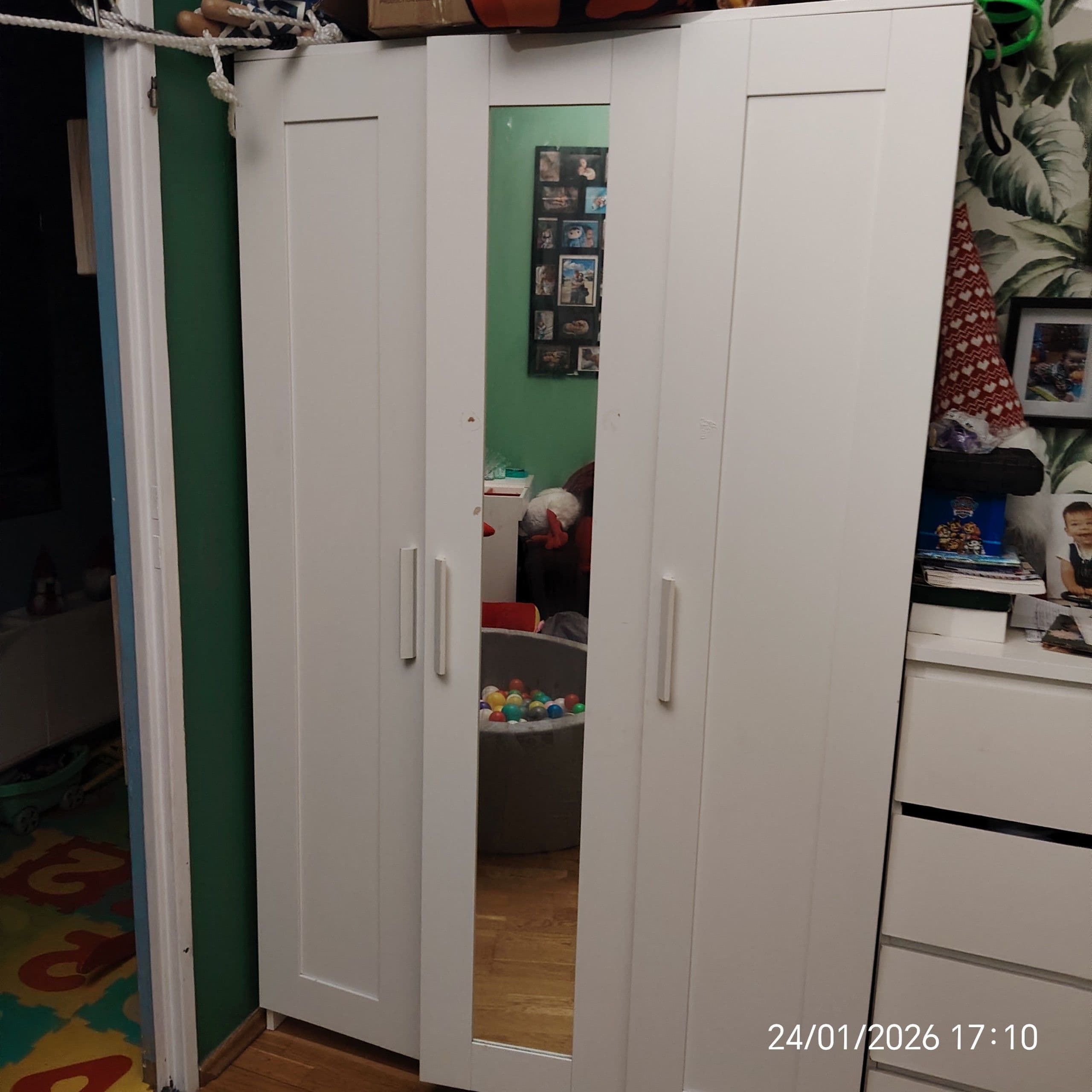 BRIMNES szafa/3 drzwi, biały, 117x190 cm