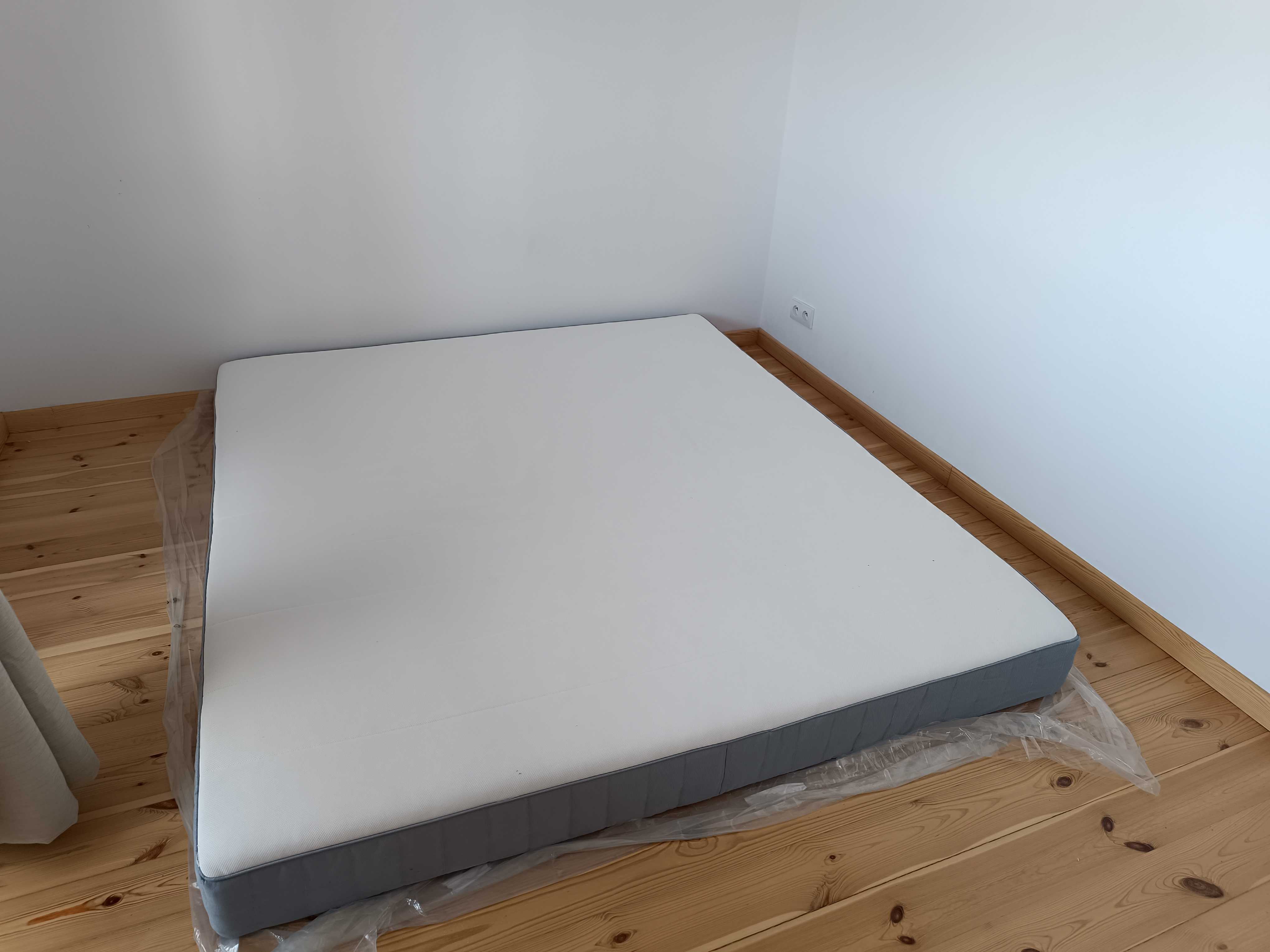 VESTERÖY łóżko kontynentalne, Valevåg bardzo twardy/jasnoniebieski ciemnoszary, 180x200 cm