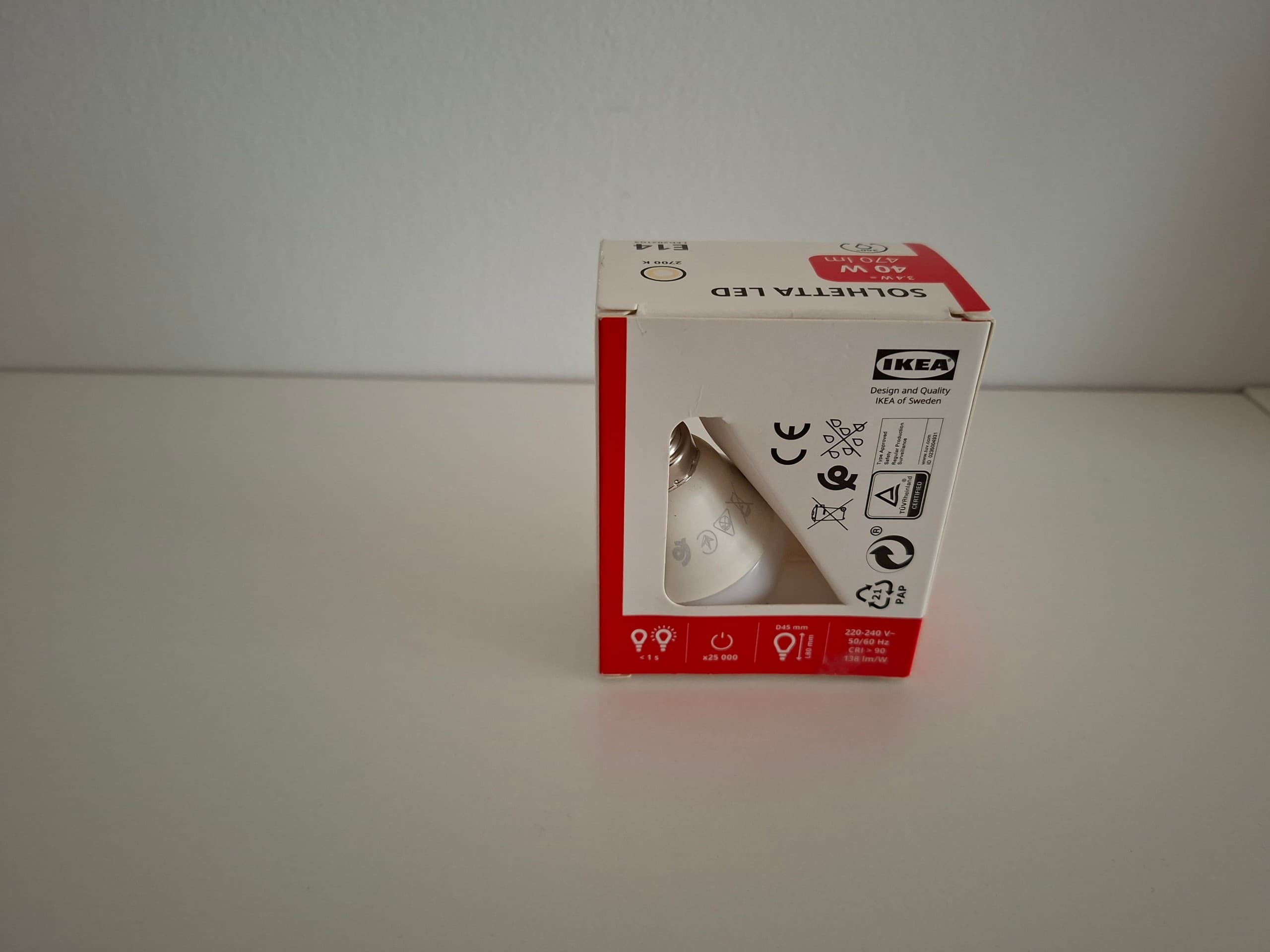 SOLHETTA Żarówka LED E14 470 lumenów, kula opalowa biel