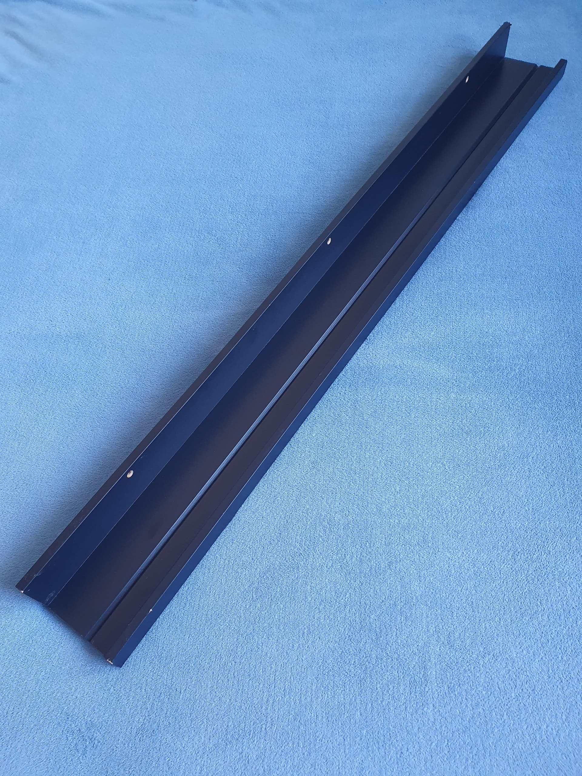 MOSSLANDA półka na zdjęcia, czarny, 115 cm
