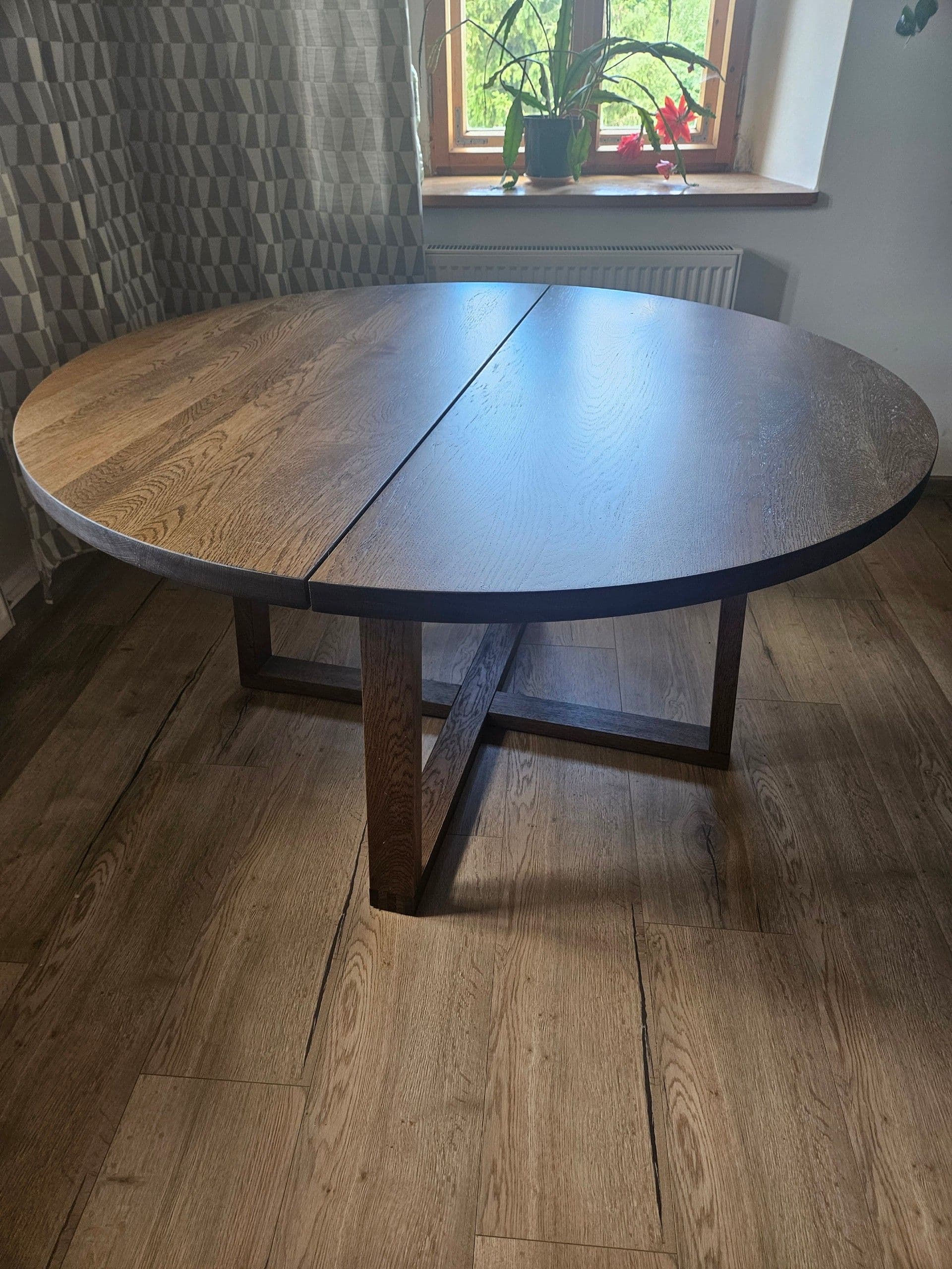 MÖRBYLÅNGA stół, okl dęb brązowa bejca, 145 cm