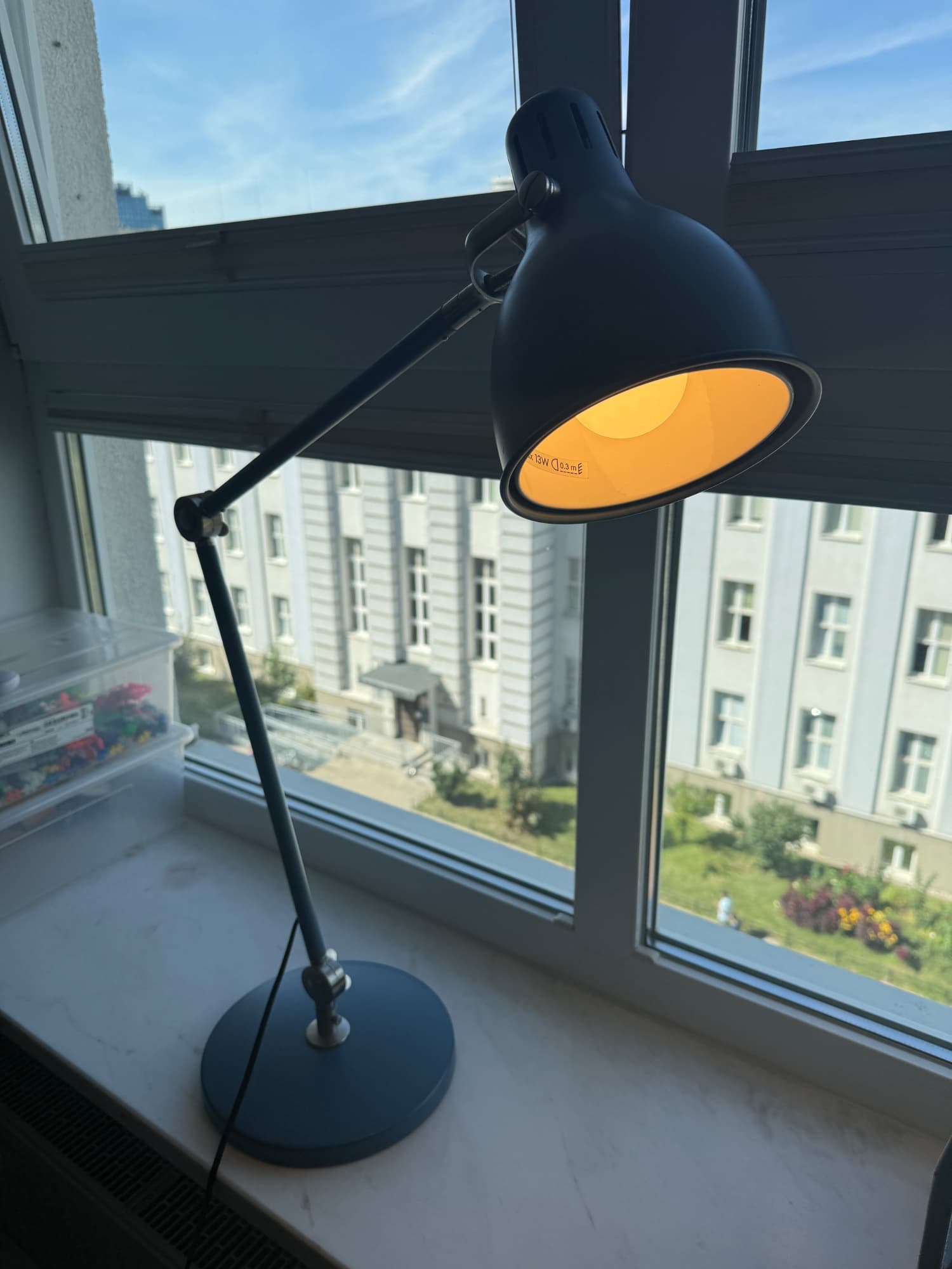 LAMPKA NA BIURKO