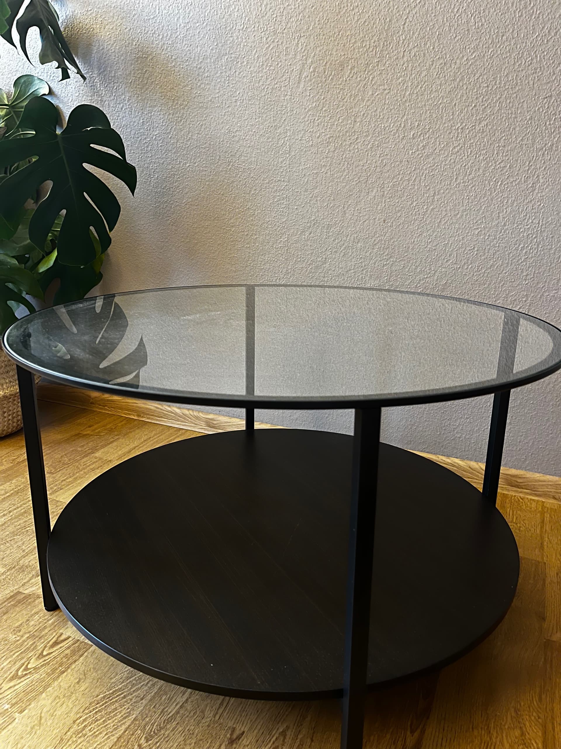 VITTSJÖ stolik kawowy, czarnobrąz/szkło, 75 cm