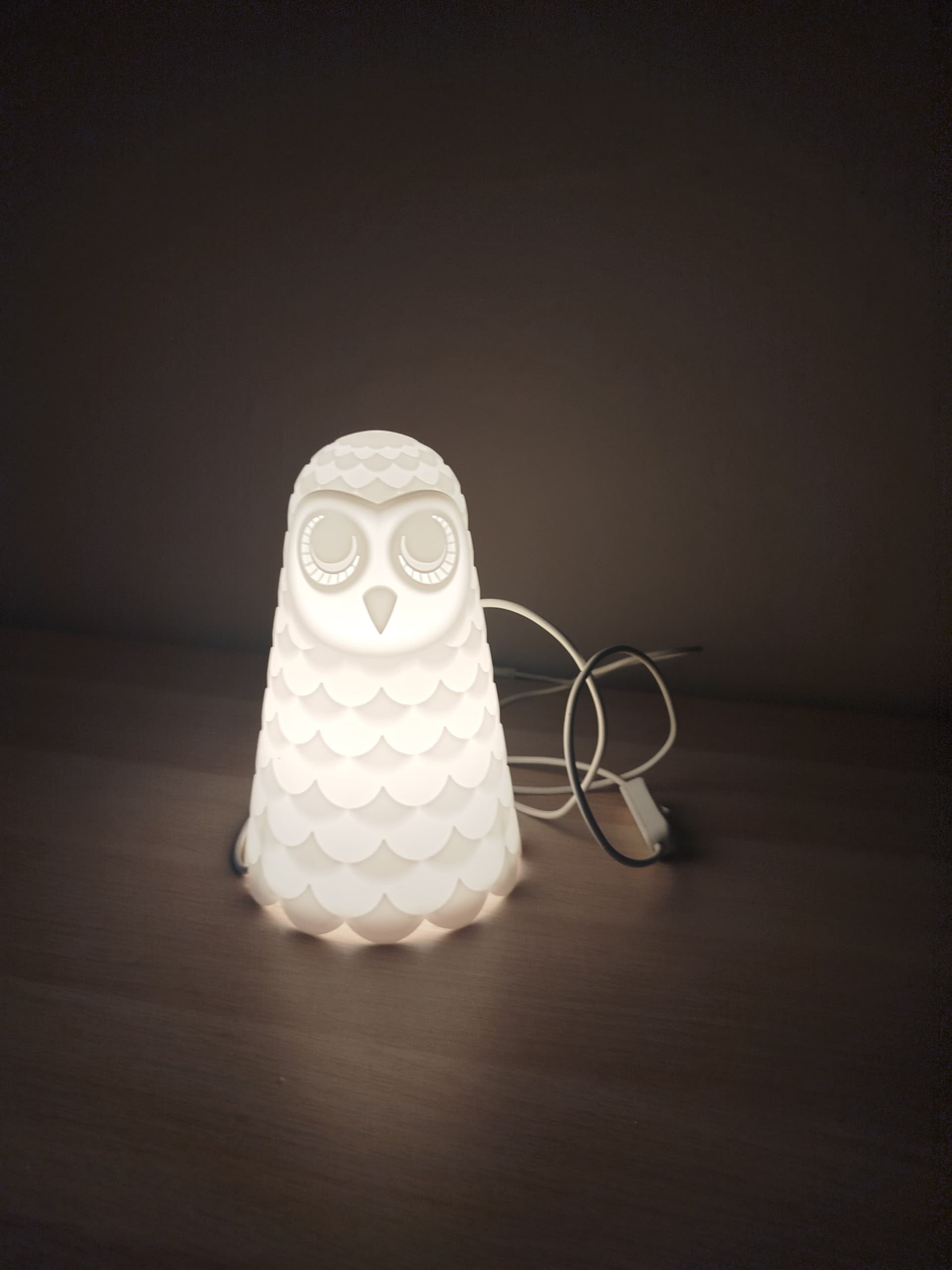 SOLBO lampa stołowa LED, biały/sowa, 23 cm