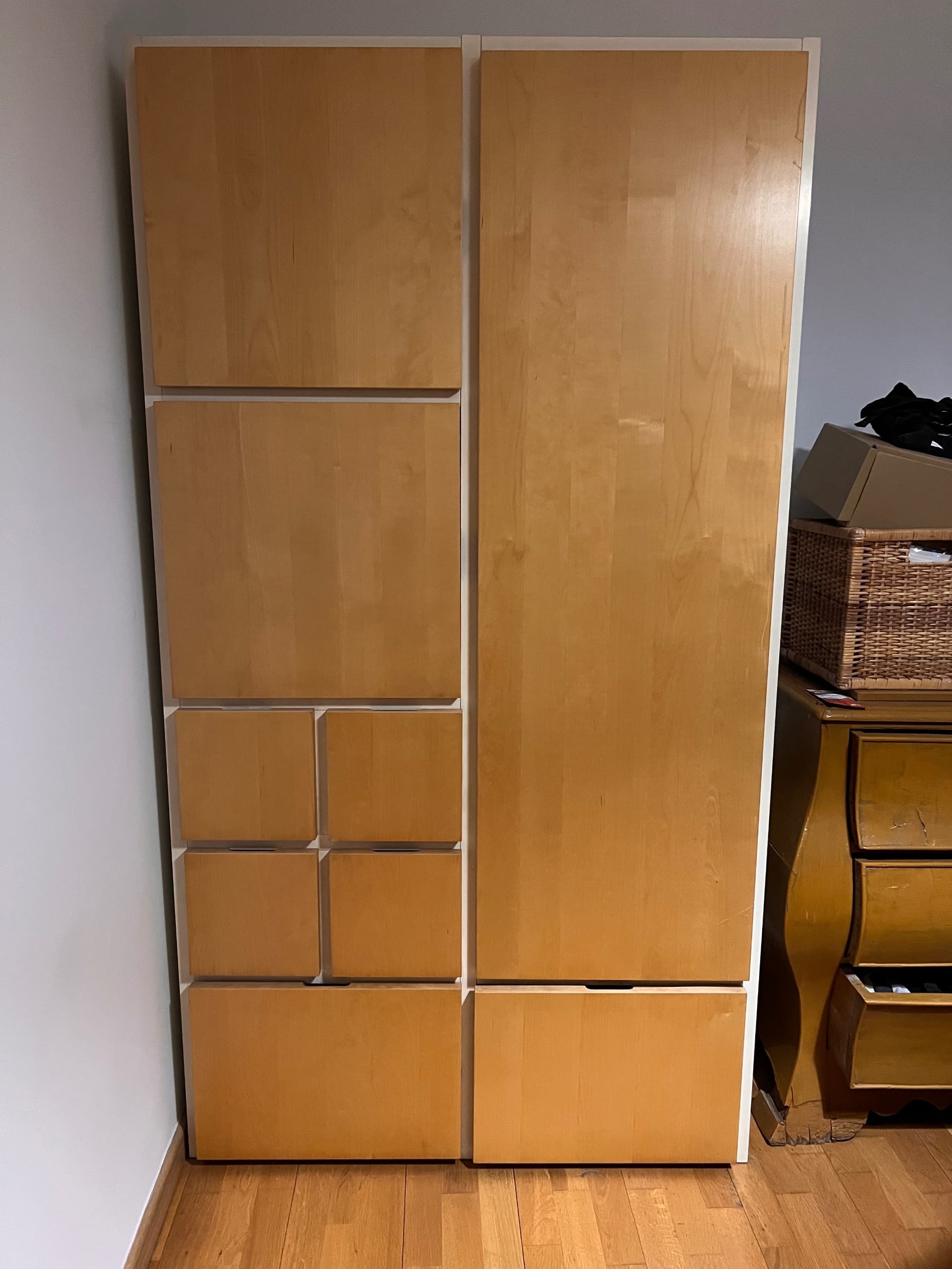 VISTHUS szafa, szary/biały, 122x59x216 cm