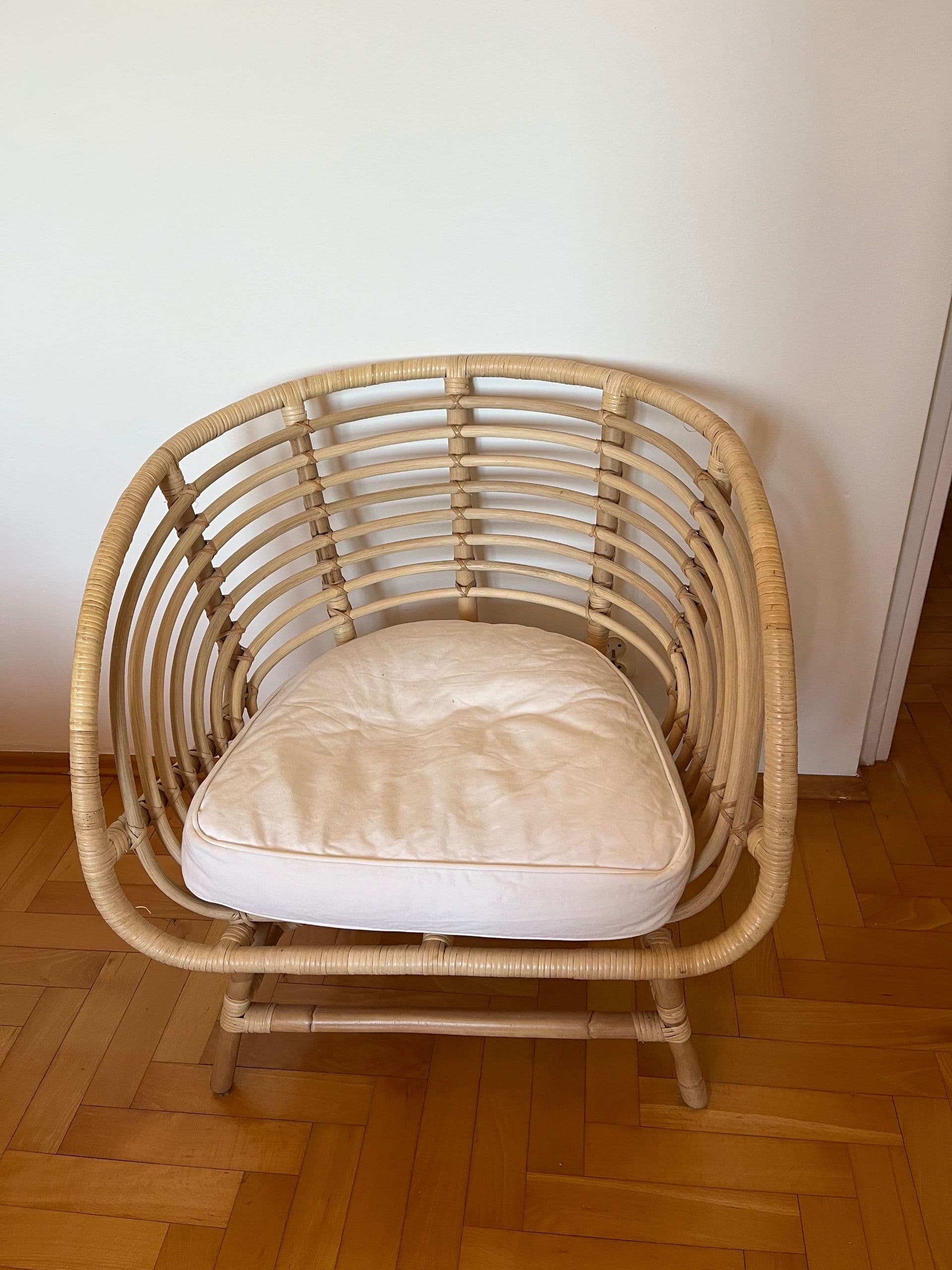 BUSKBO fotel, rattan/Djupvik biały