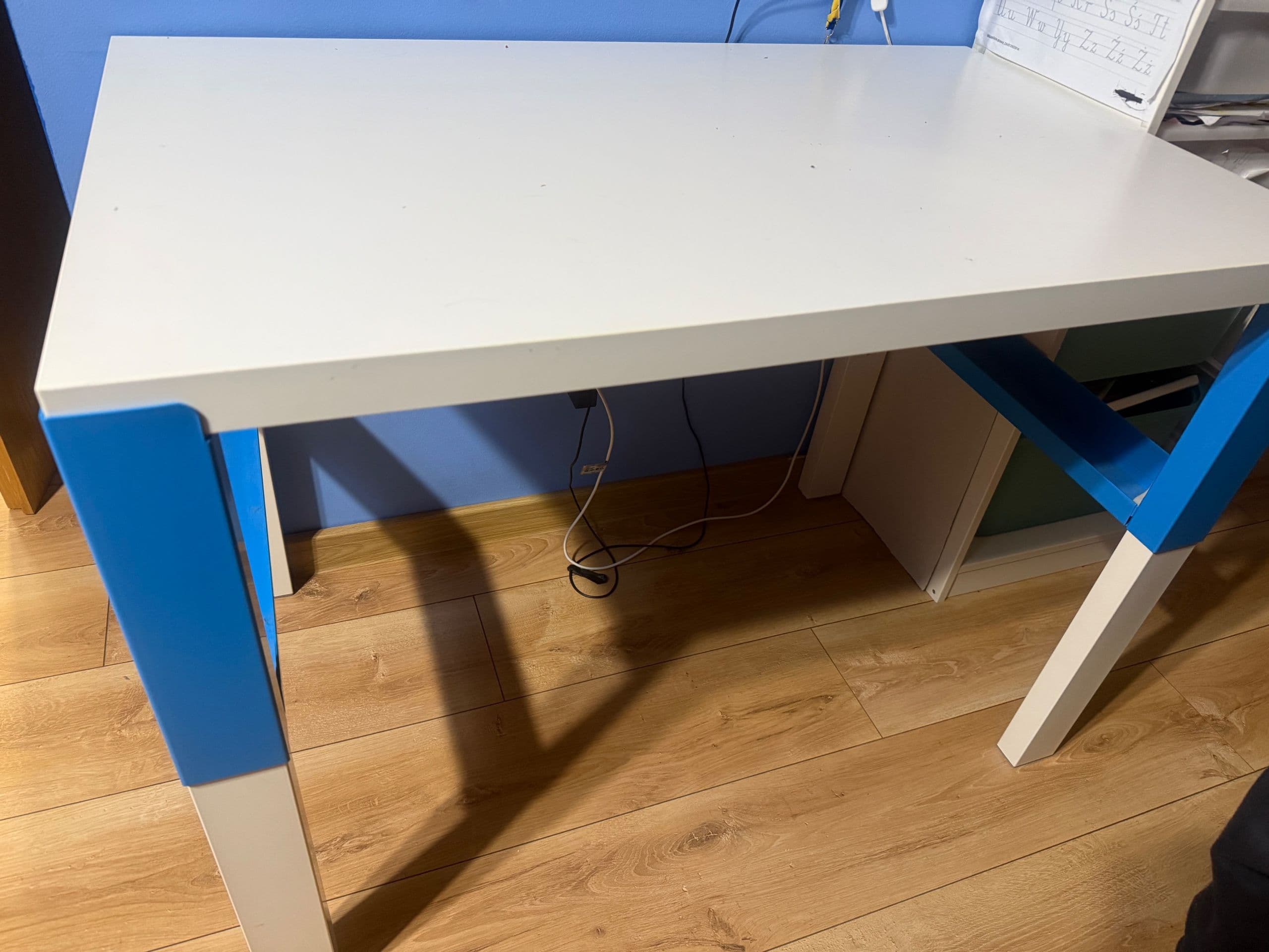 Biurko Pahl plus krzesło 