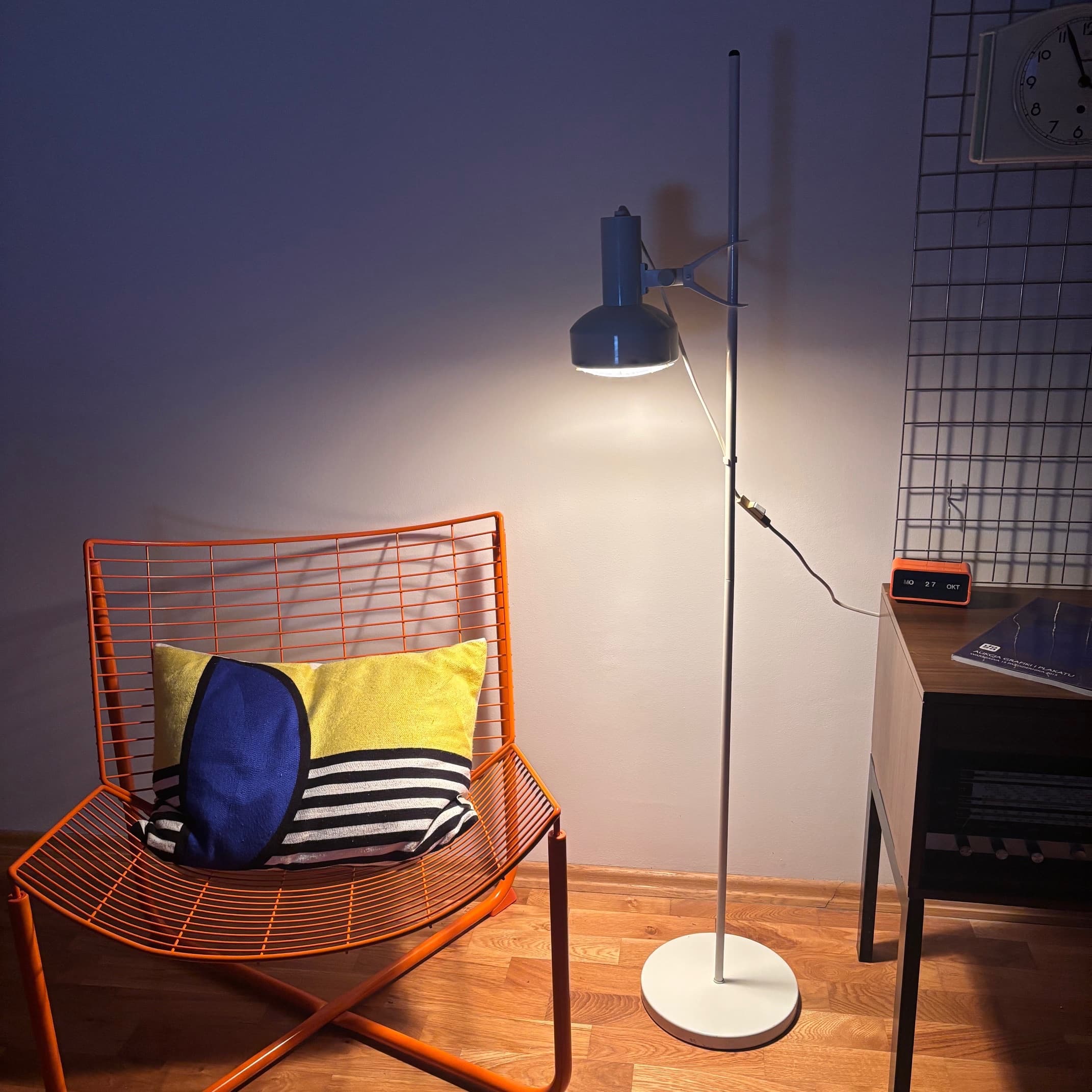 lampa podłogowa g302