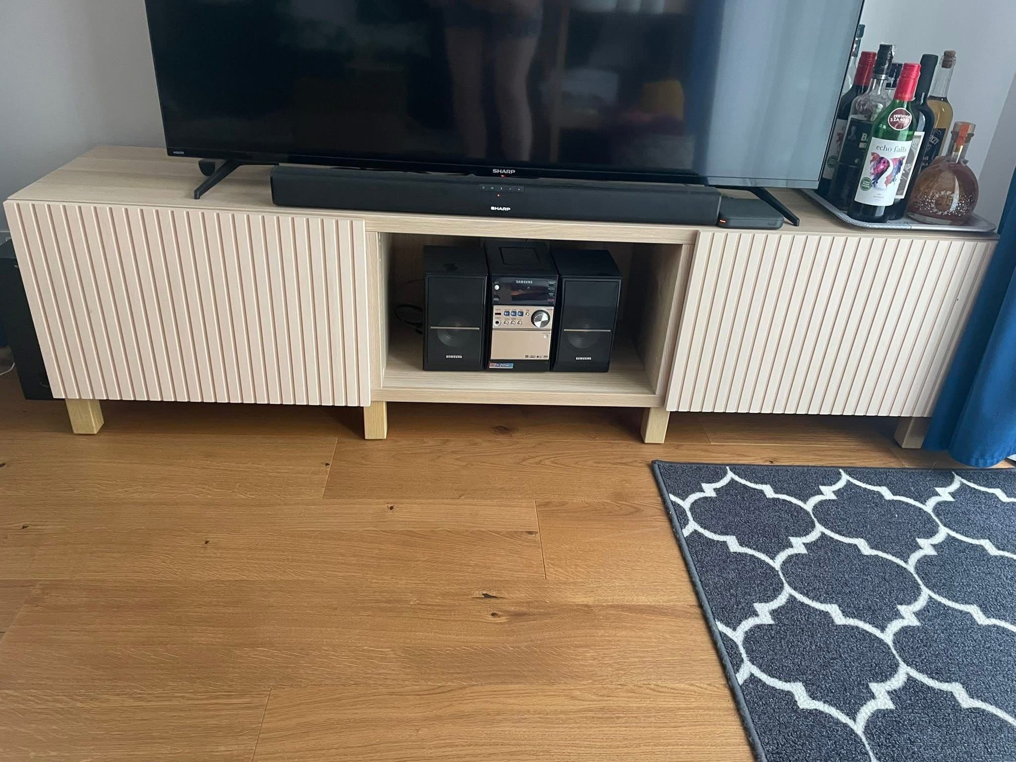 BESTÅ ława TV z drzwiami, biały Björköviken/okl brzoz, 180x42x38 cm