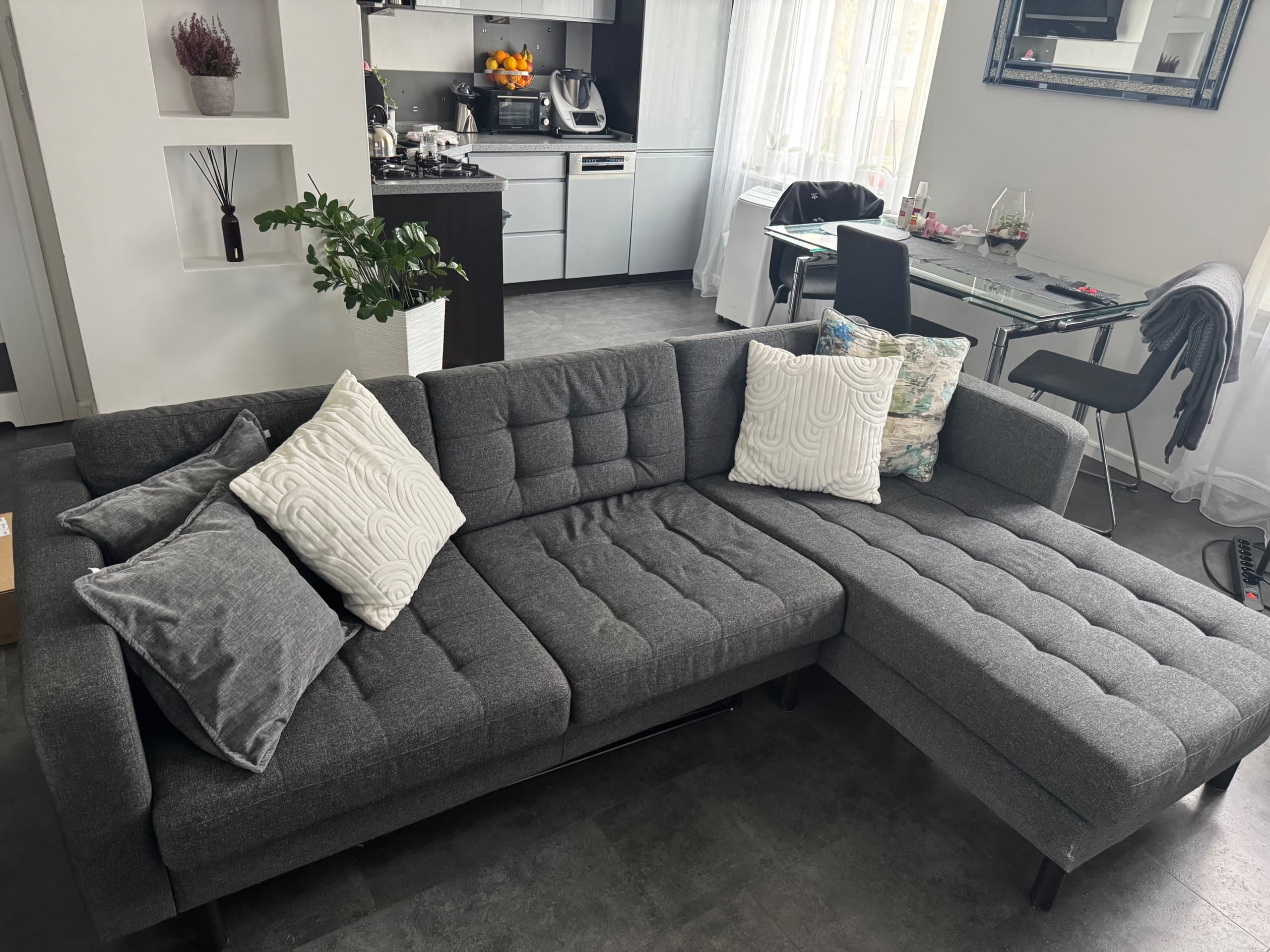 LANDSKRONA sofa 4-osobowa z szezlongiem, Gunnared ciemnoszary/drewno/czarny