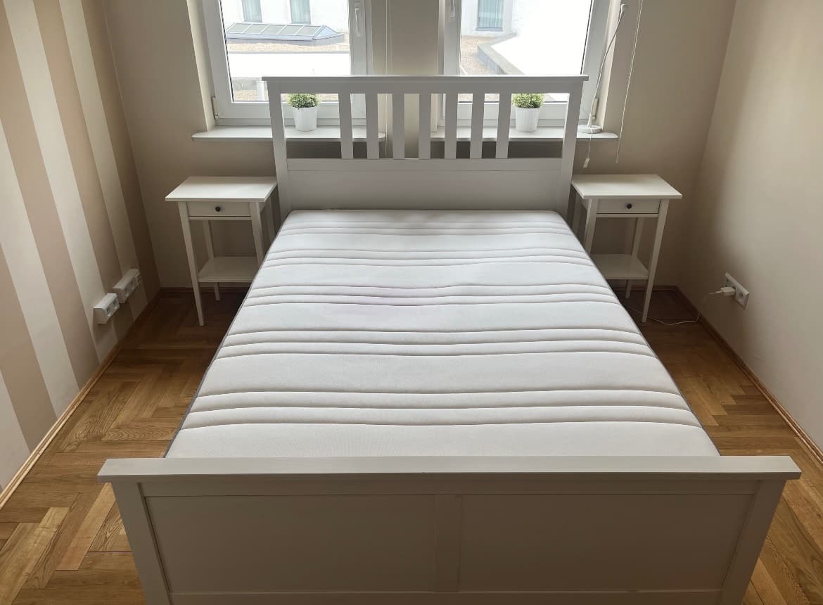 ZESTAW MEBLI HEMNES
