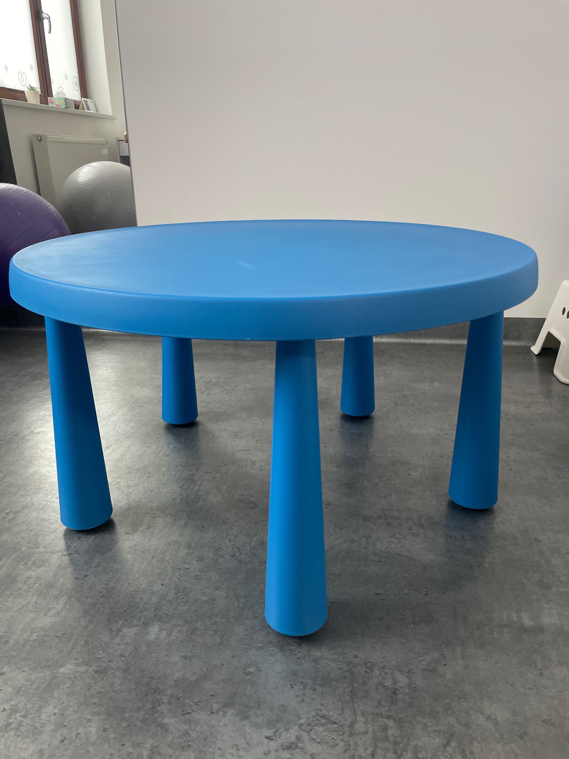 MAMMUT stolik dziecięcy, do wewnątrz/na zewnątrz/jasnoniebieski, 85 cm