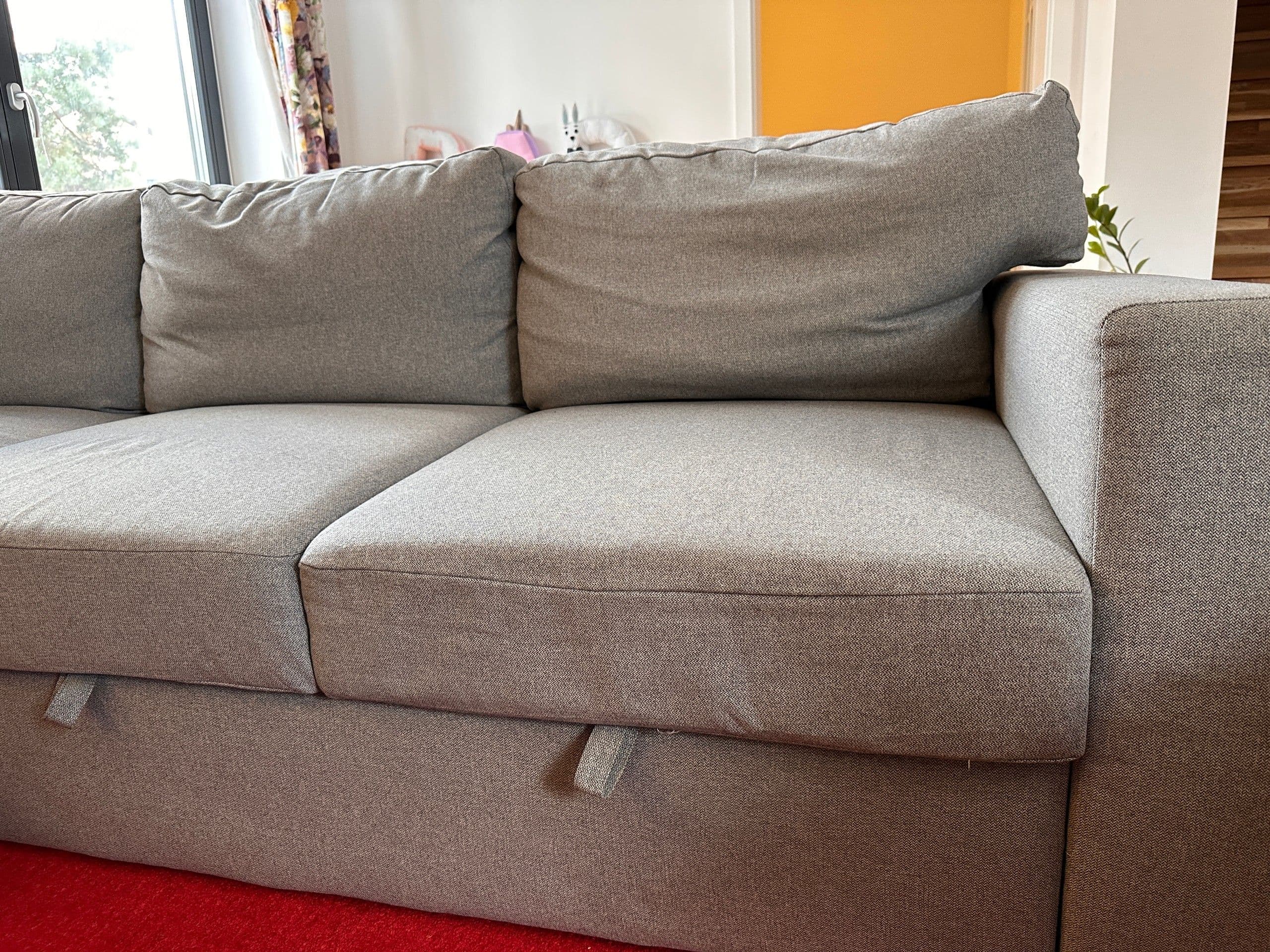 BÅRSLÖV 3-os sofa rozkładana z szezlongiem, Tibbleby beżowy/szary