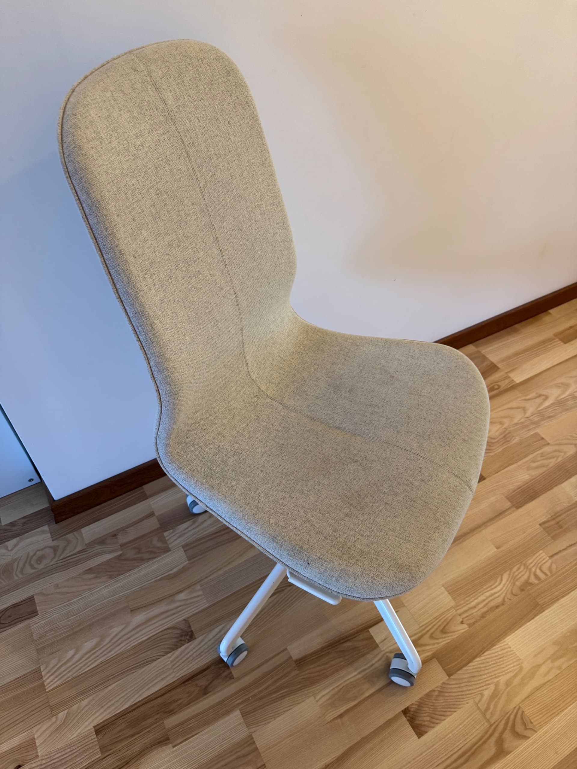 LÅNGFJÄLL krzesło konferencyjne, Gunnared beżowy/biały