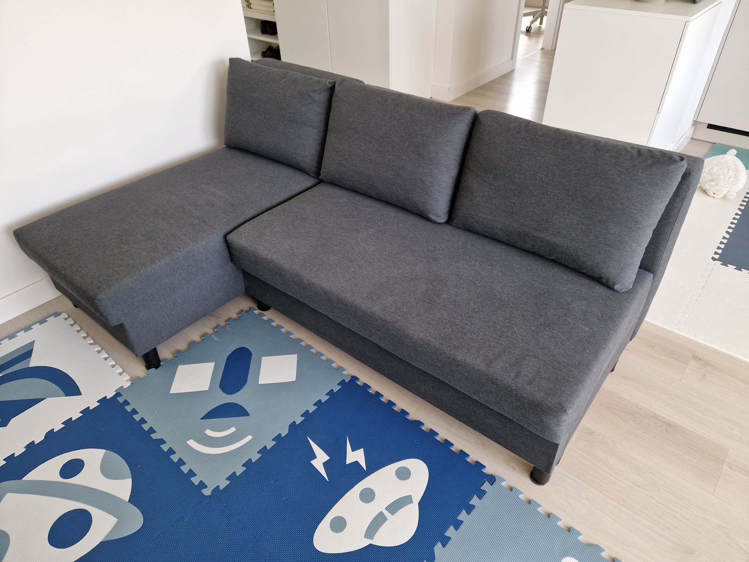 ÄLVDALEN 3-os sofa rozkładana z szezlongiem, Knisa ciemnoszary