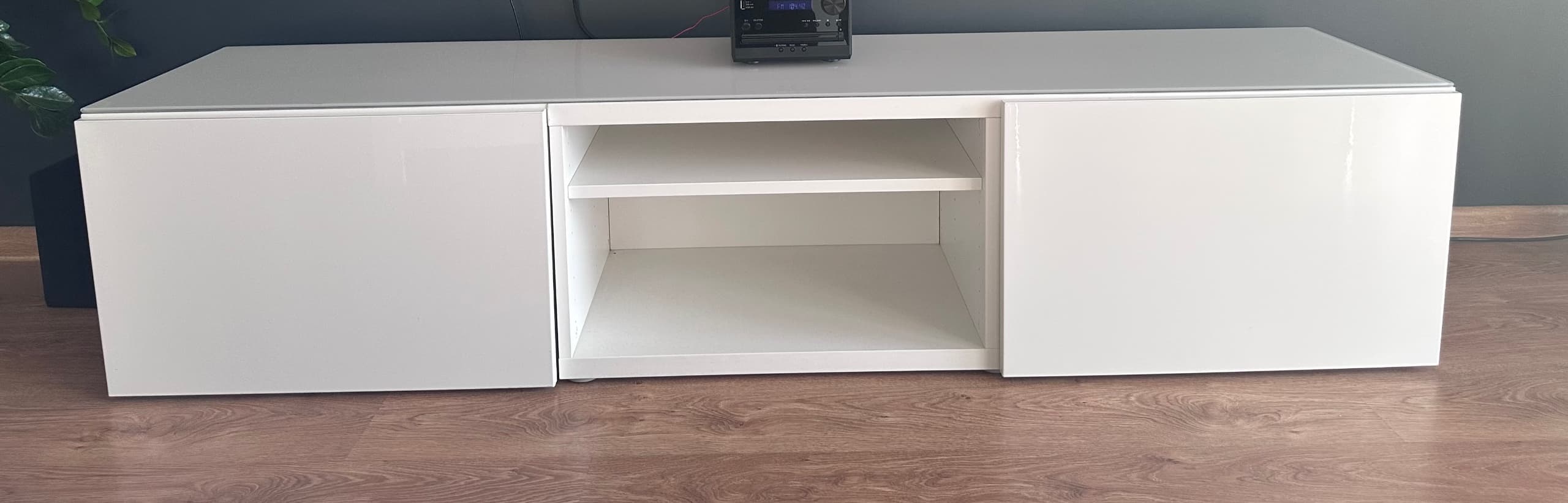 Zestawy szafek RTV