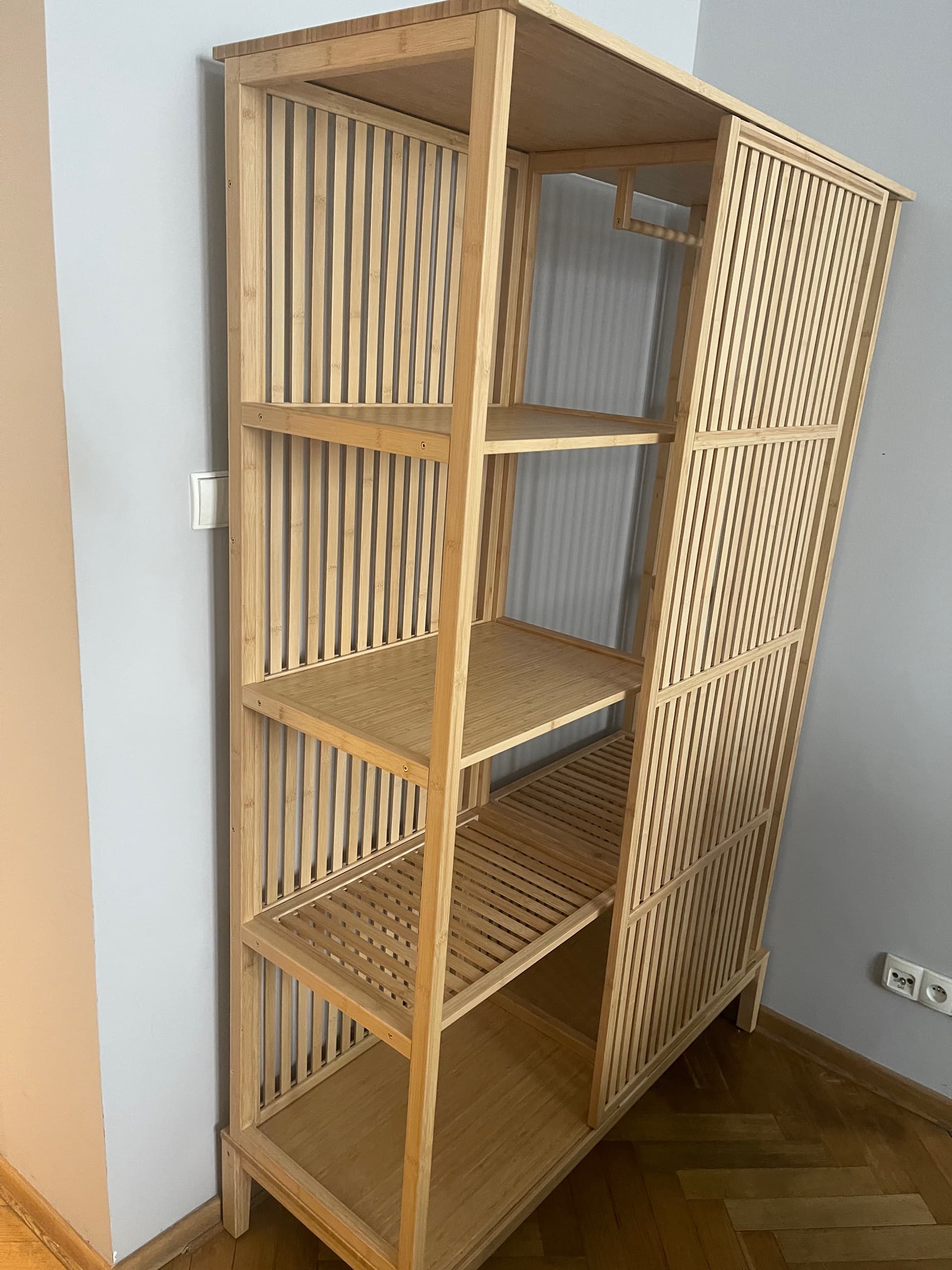 NORDKISA szafa otwarta z przesuw drzwiami, bambus, 120x186 cm