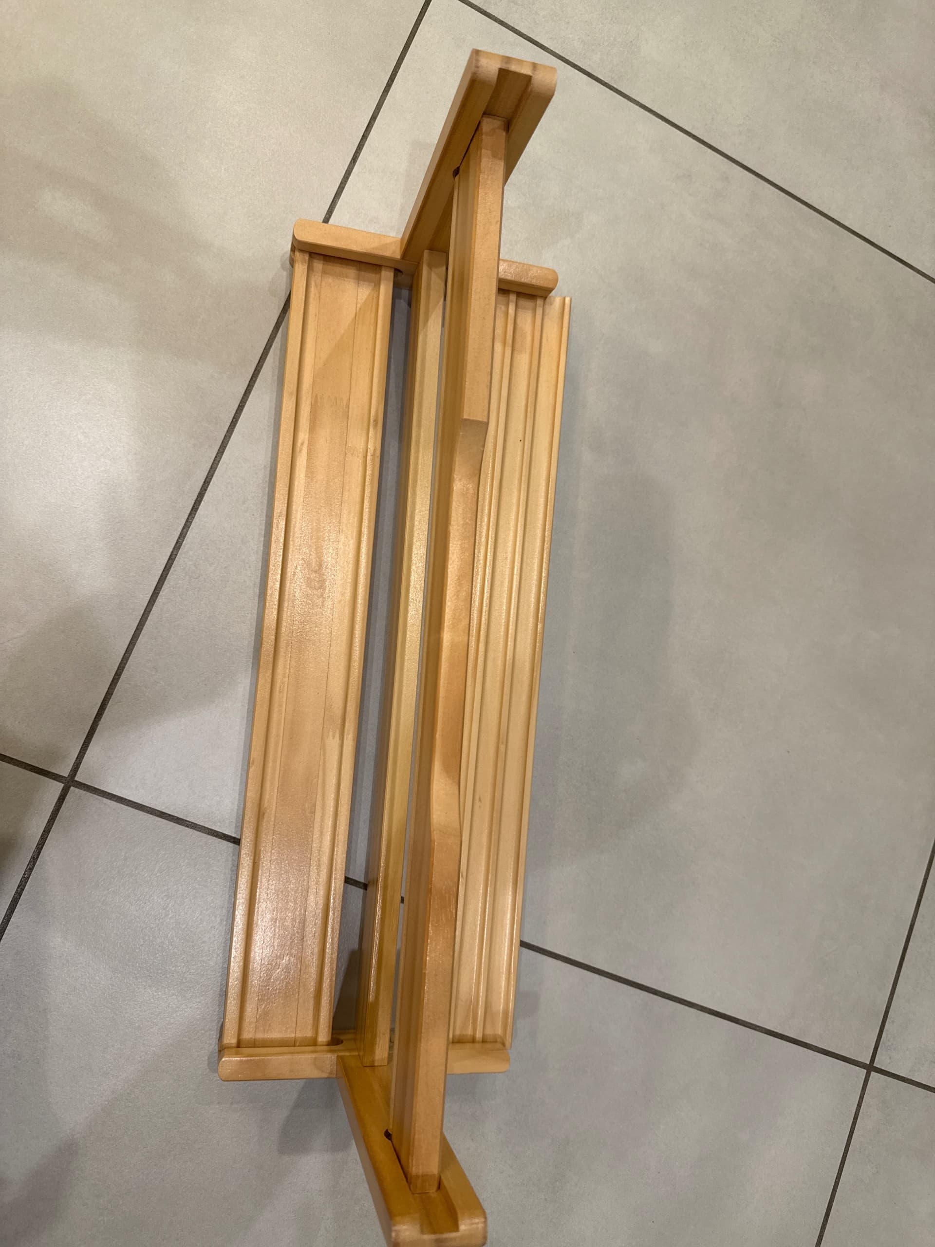 MÅLA uchwyt na papier z pojemnikiem