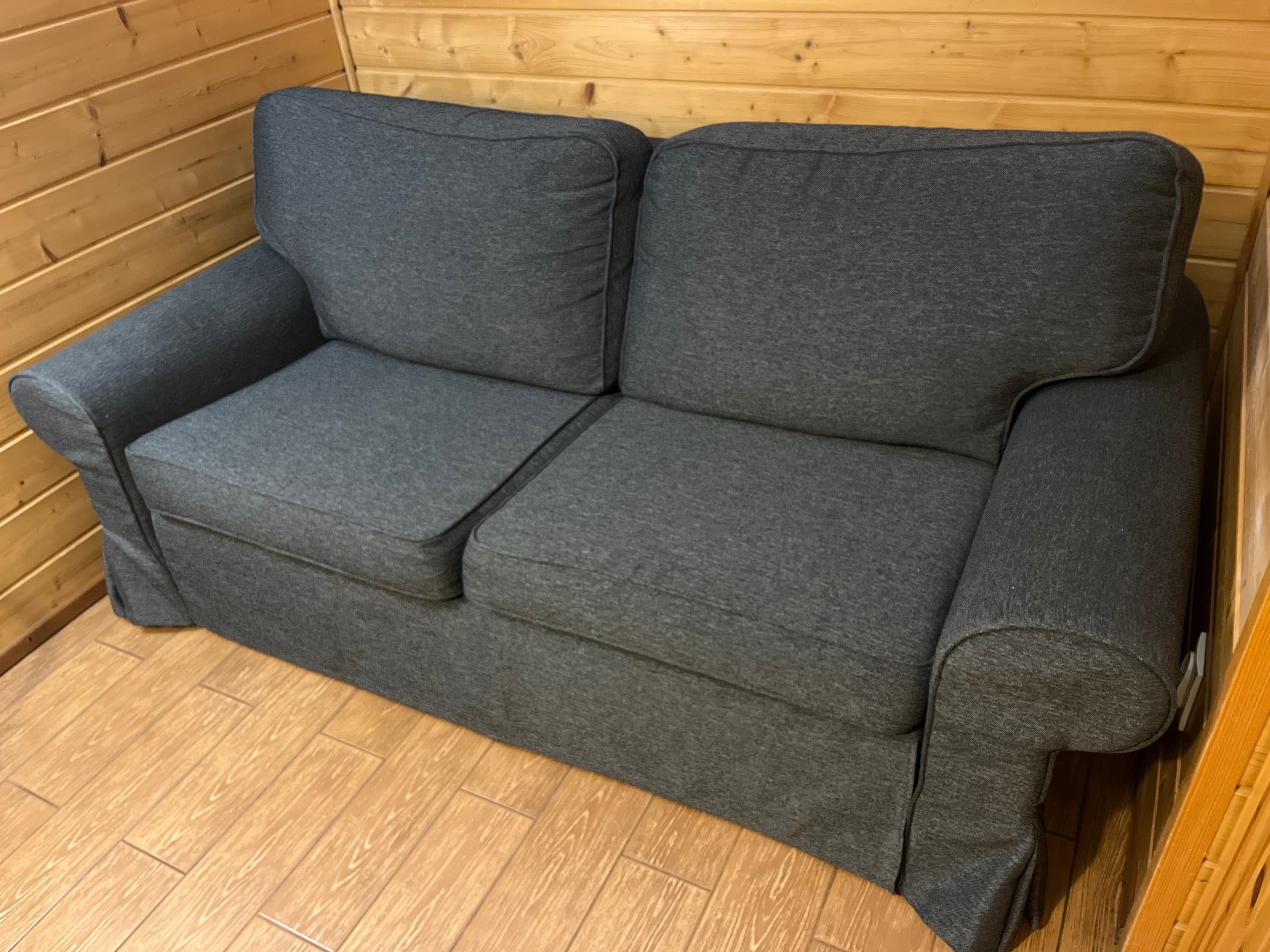 EVERTSBERG sofa 2-osobowa, rozkładana, z pojemnikiem Skiftebo/ciemnoszary