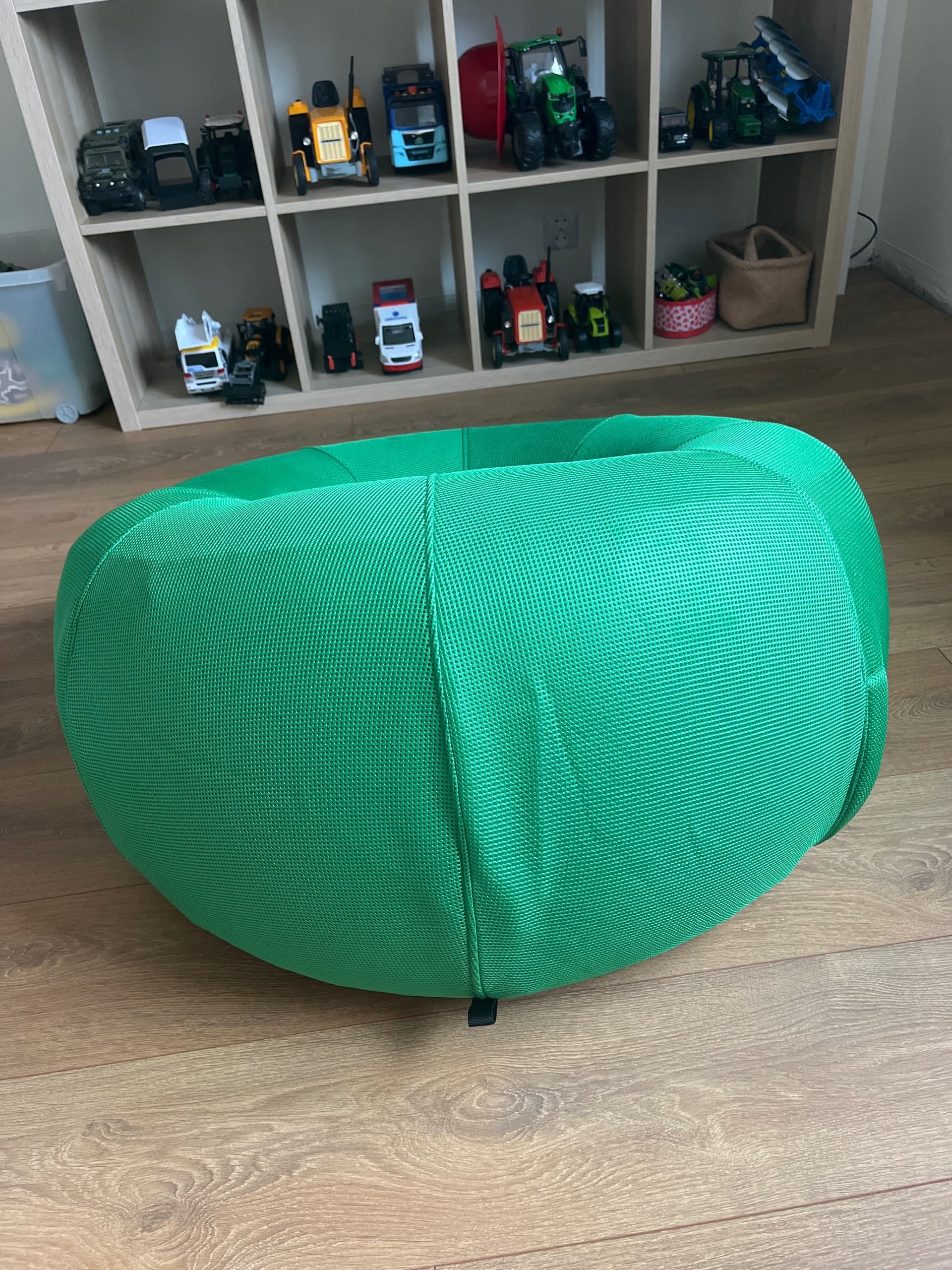 BRÄNNBOLL dmuchany fotel gamingowy, jaskrawozielony
