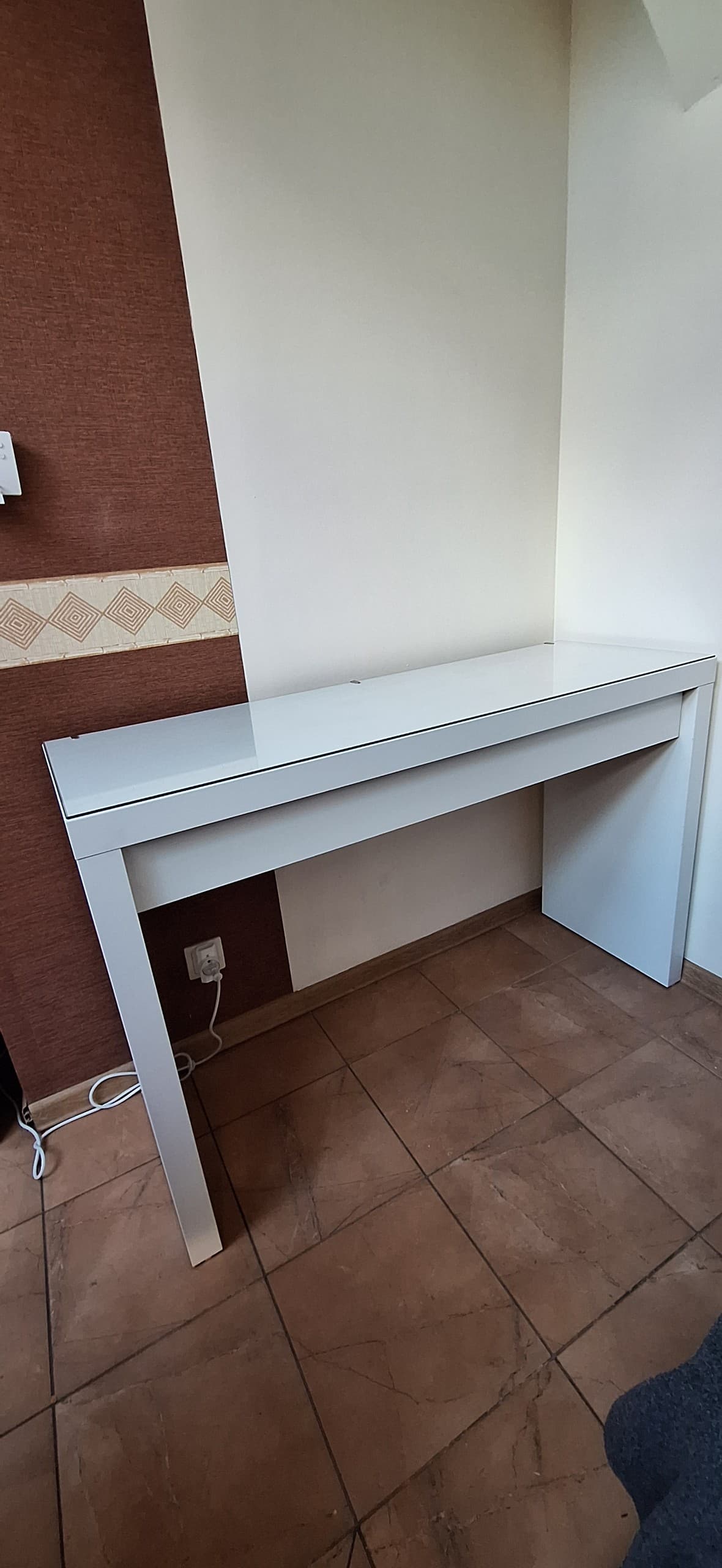 MALM toaletka, biały, 120x41 cm