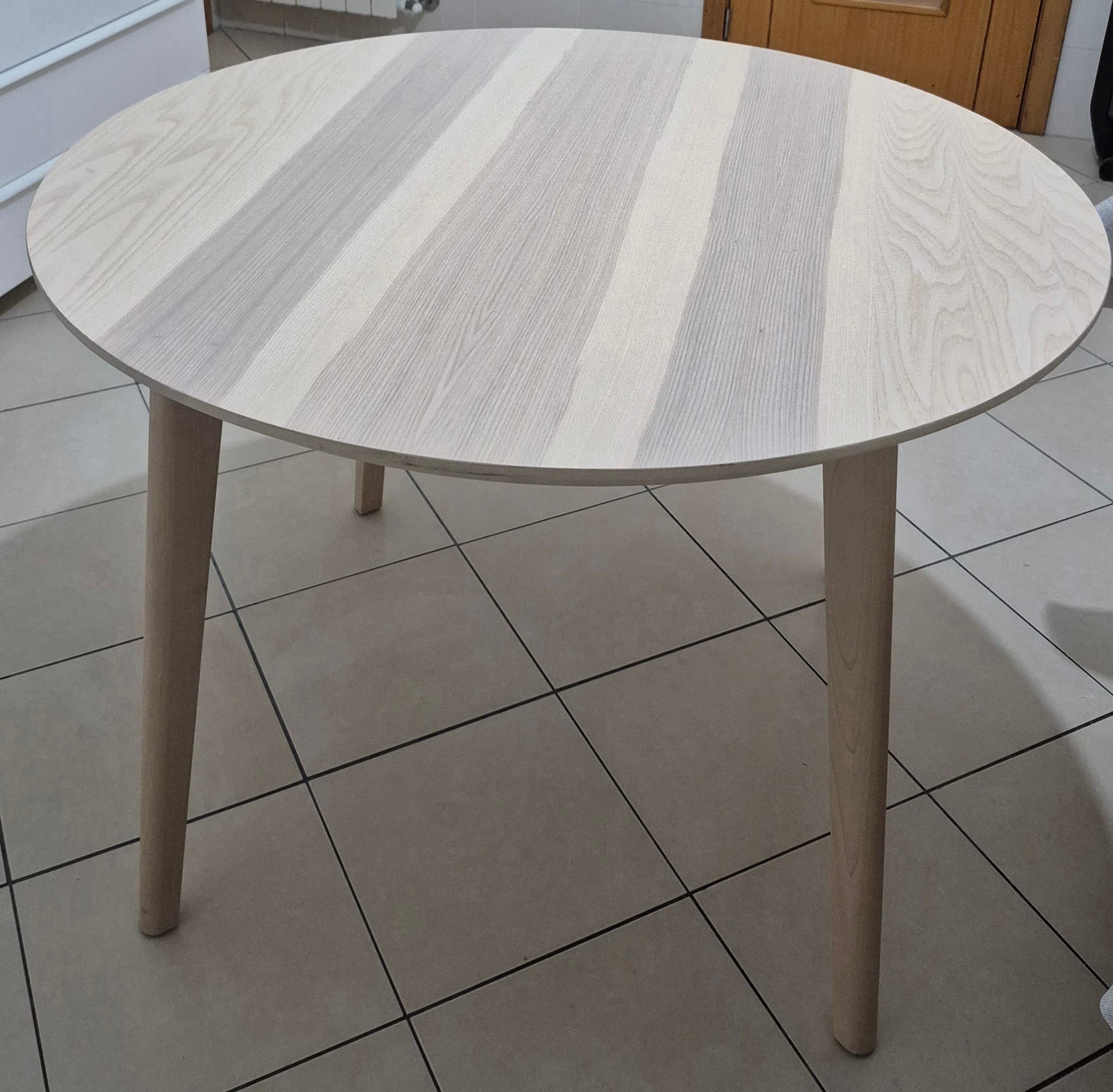 LISABO Mesa, chapa de freixo, 105 cm