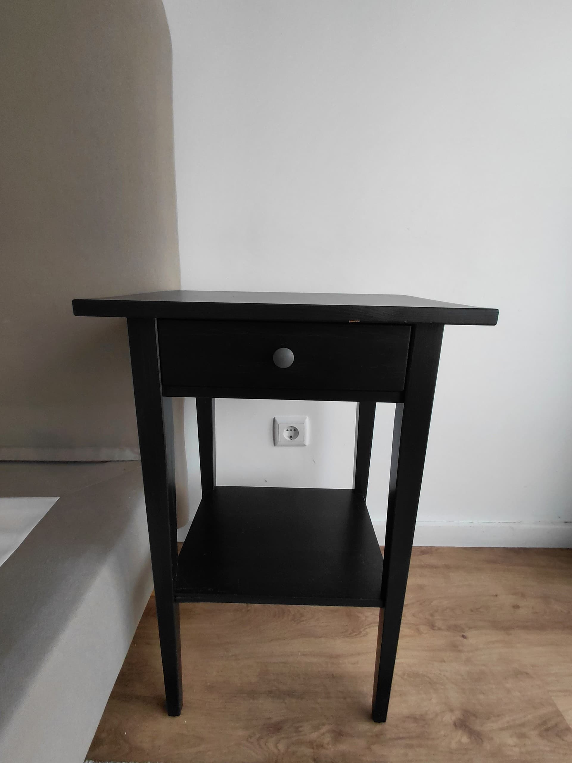 HEMNES Mesa de cabeceira, velatura branca, 46x35 cm