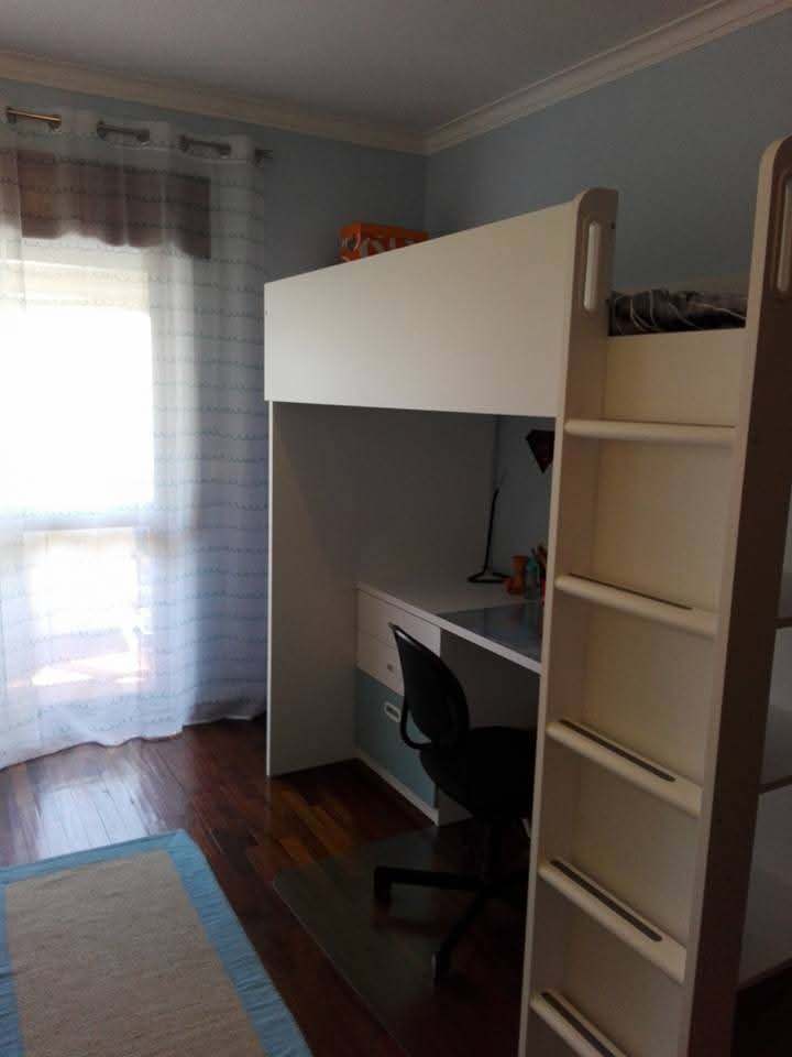 SMÅSTAD cama alta, branco azul/com secretária c/4 gavetas, 90x200 cm