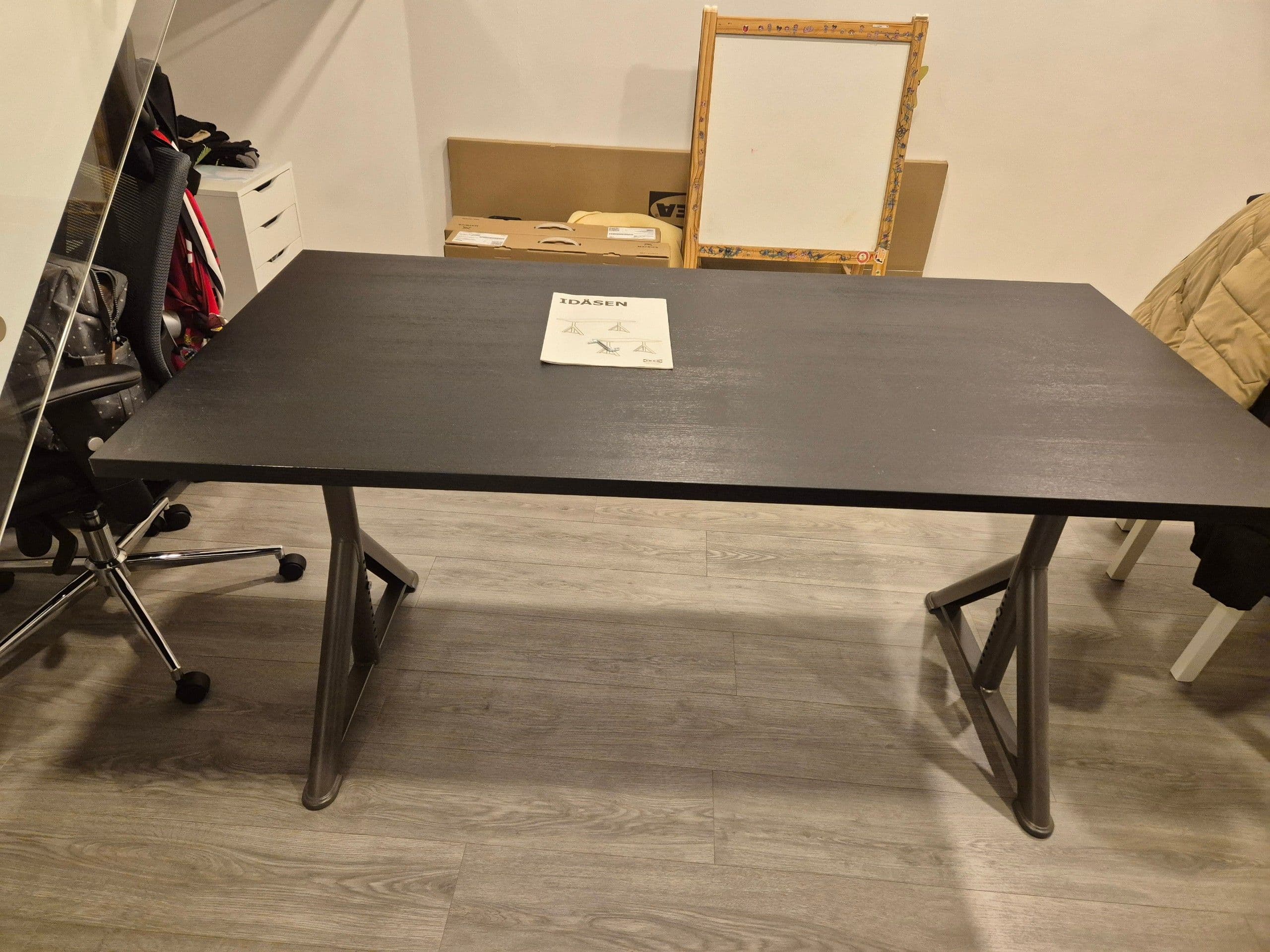 IDÅSEN desk, black/dark grey, 160x80 cm