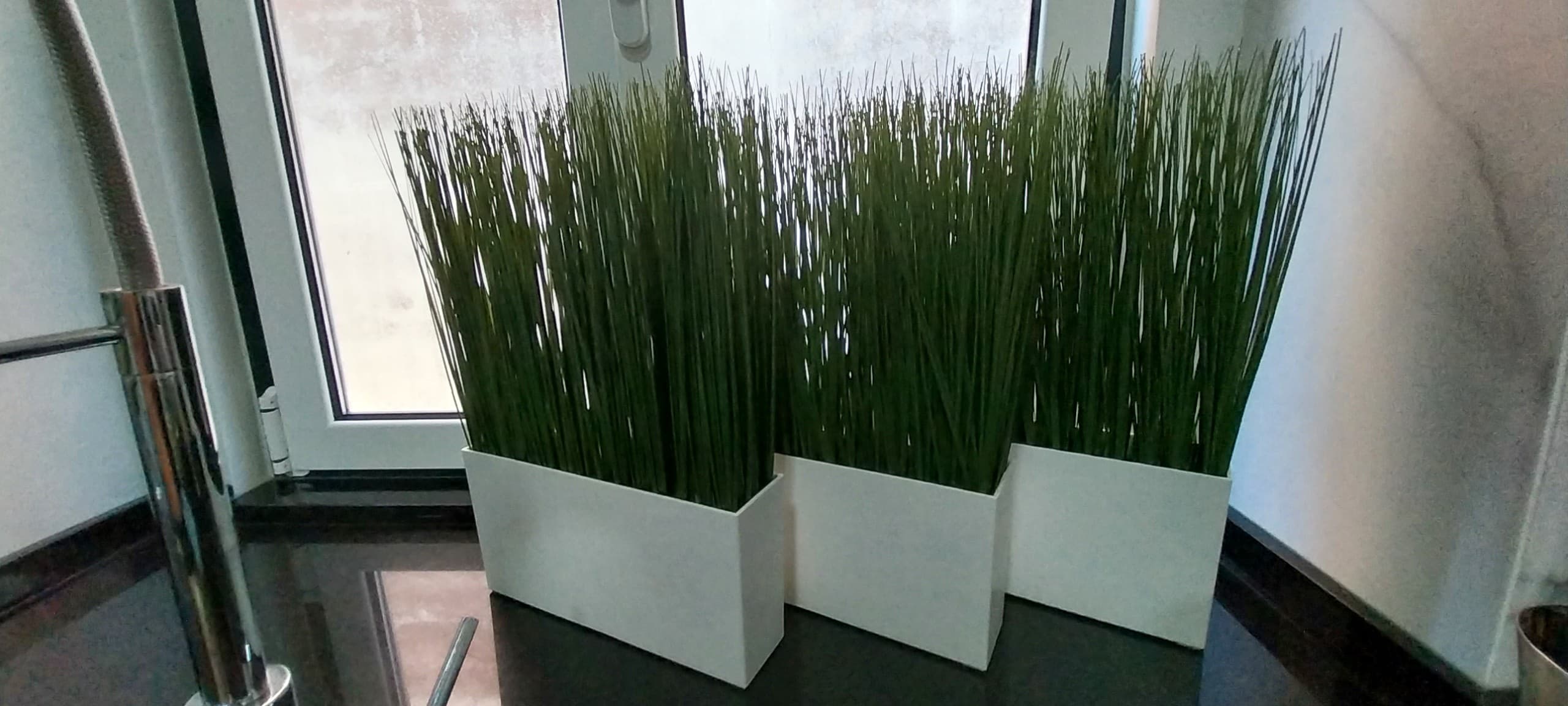 FEJKA 3 UNIDADES Planta artificial em vaso, interior/exterior erva
