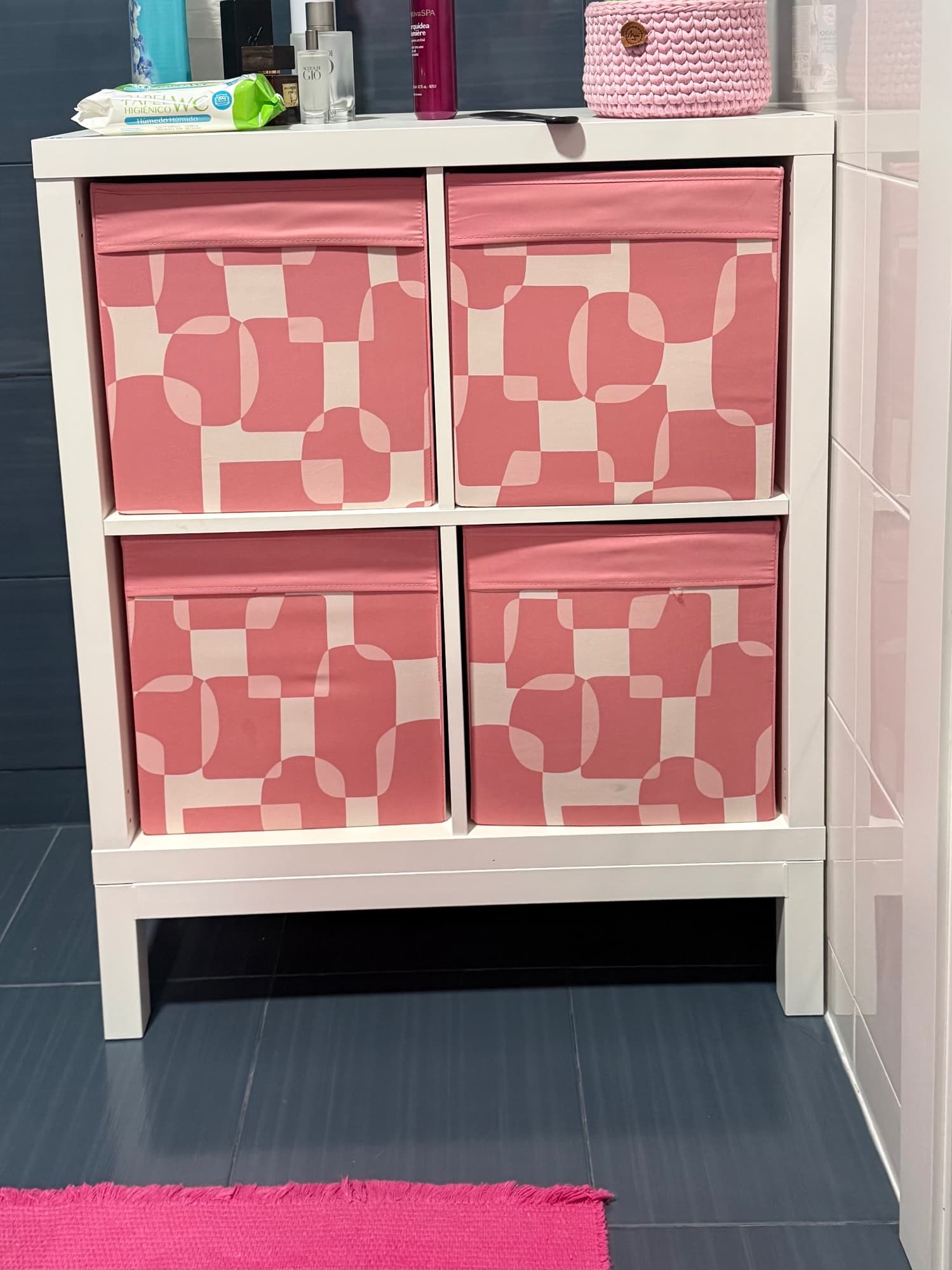 DRÖNA box, pink/white