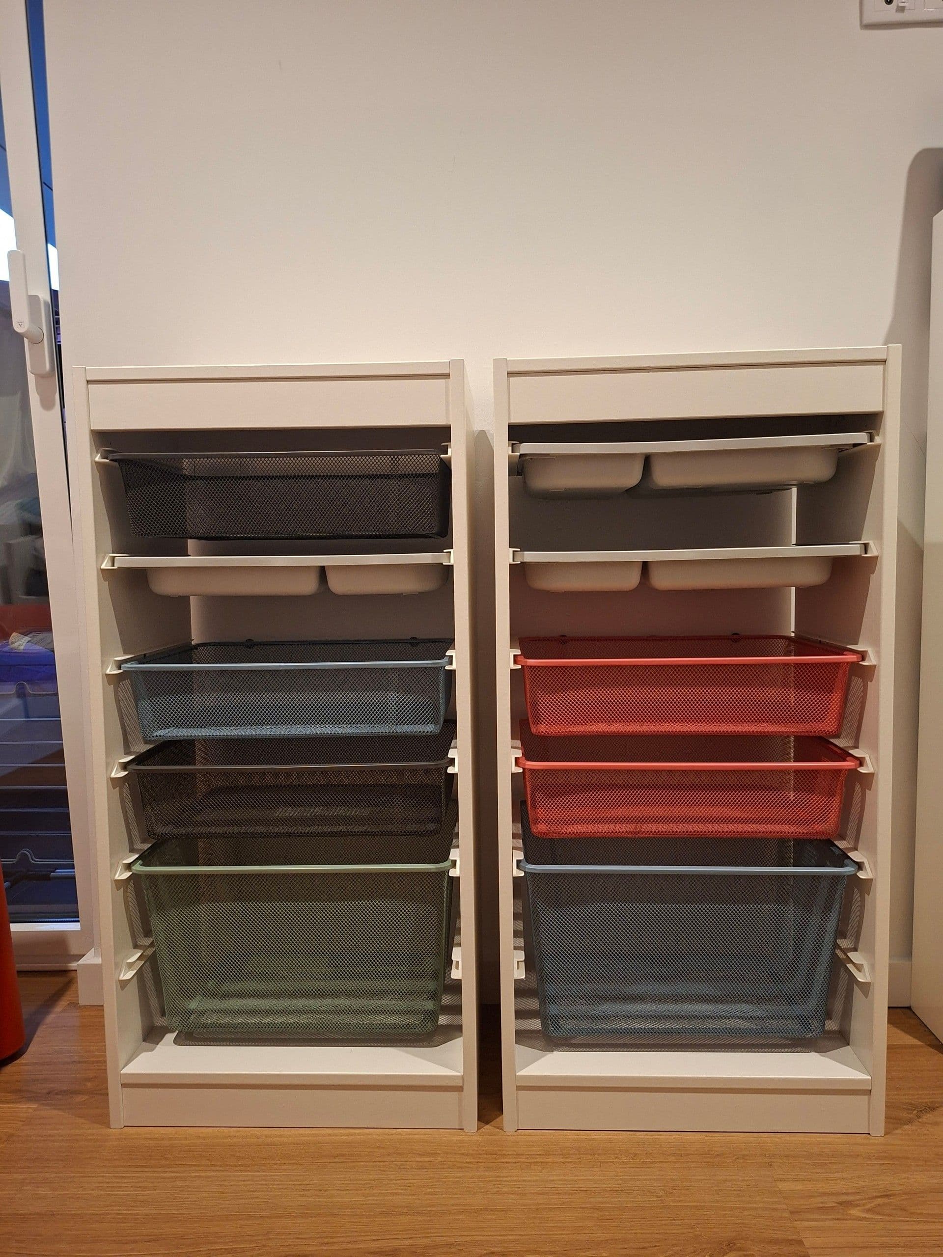 TROFAST storage combination with boxes, white/dark grey, 46x30x94 cm