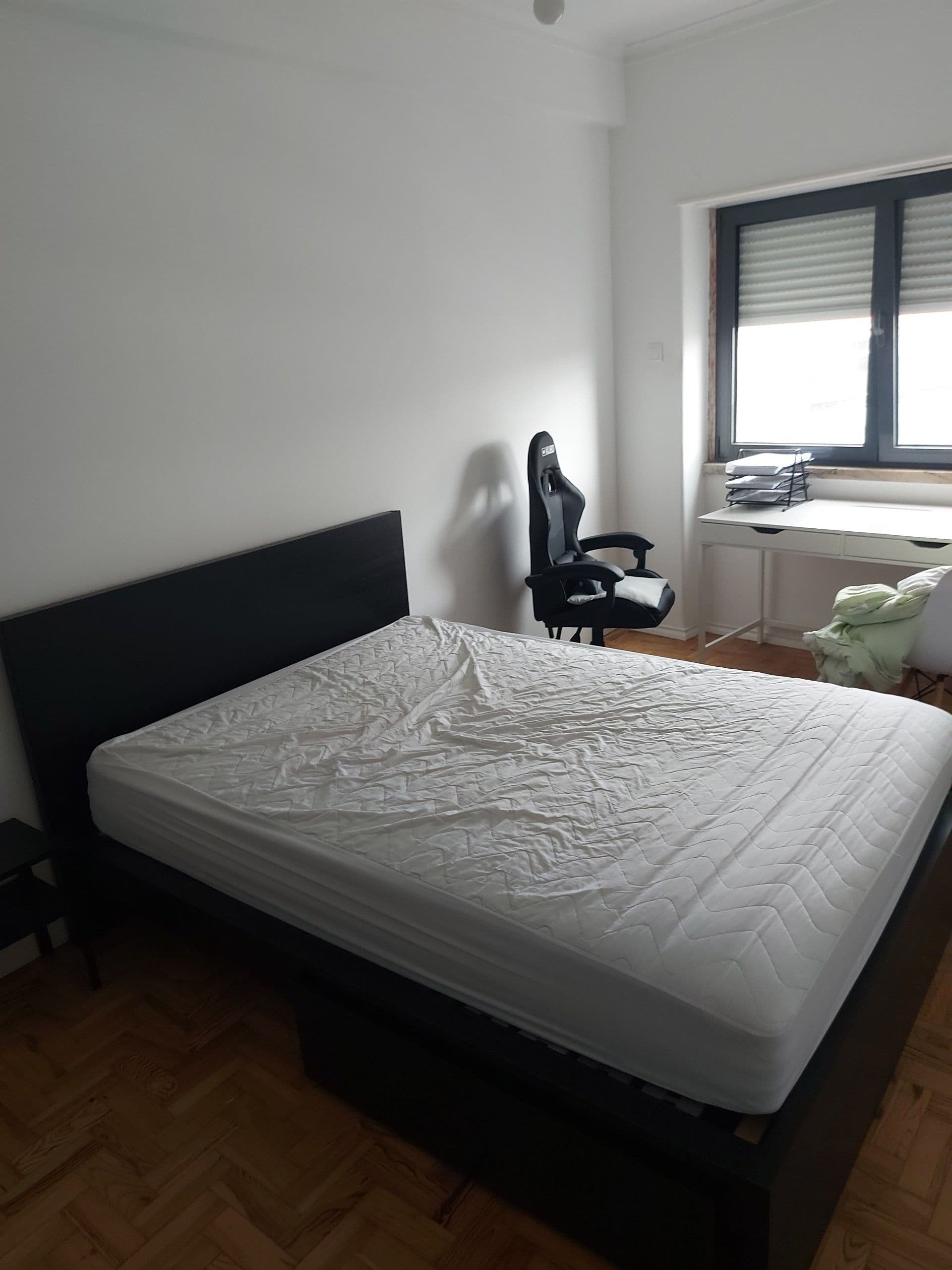 MALM estrutura de cama, preto-castanho/Lönset, 140x200 cm
