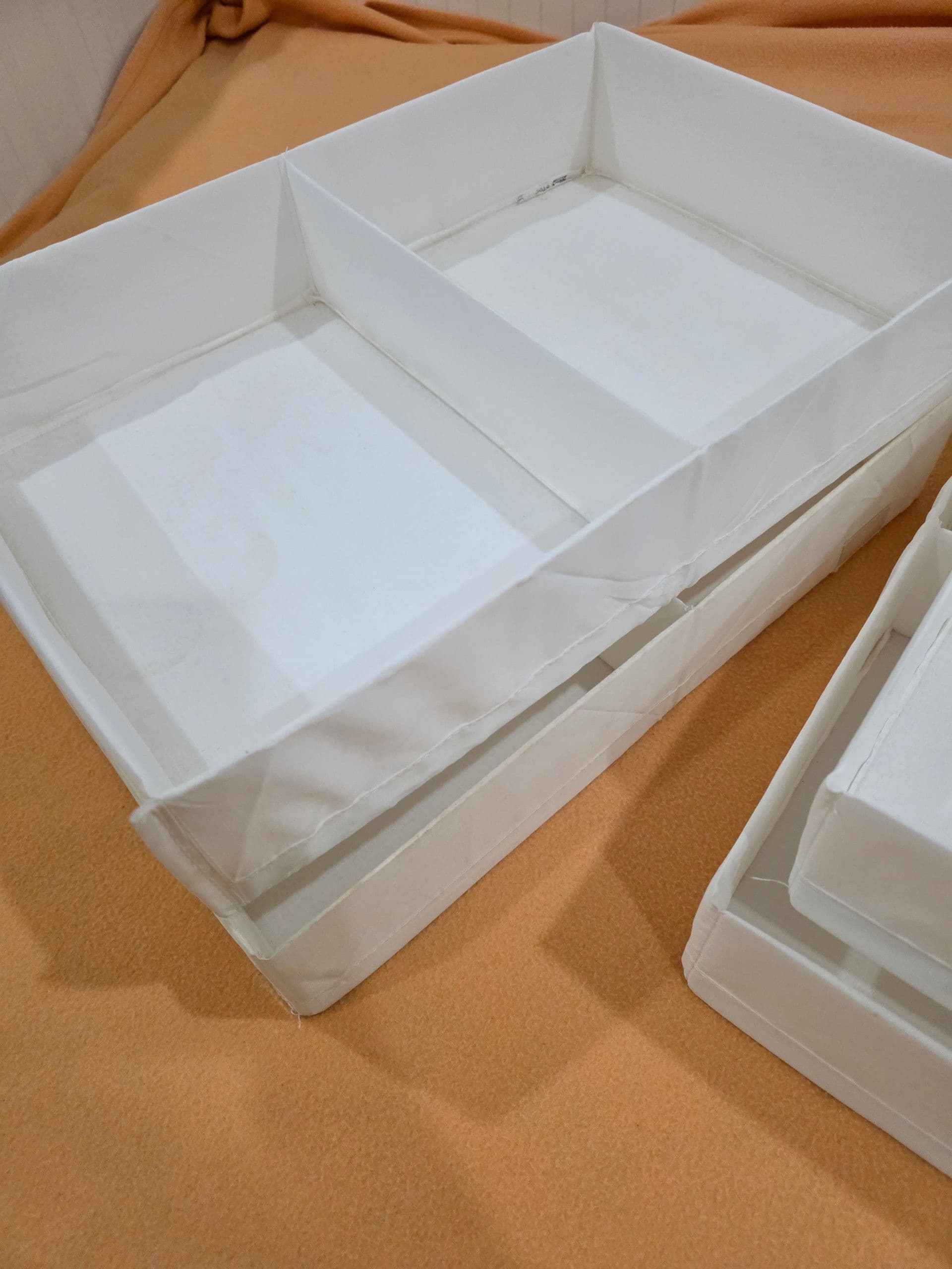 STUK box with compartments, white, 34x51x10 cm