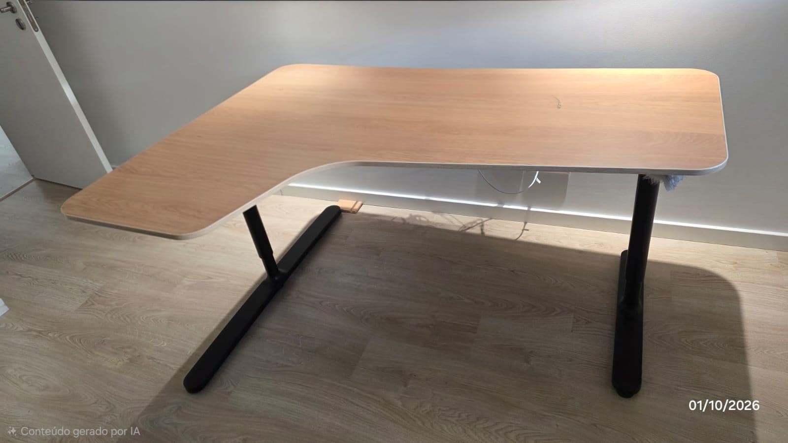 BEKANT underframe for corner table top, white