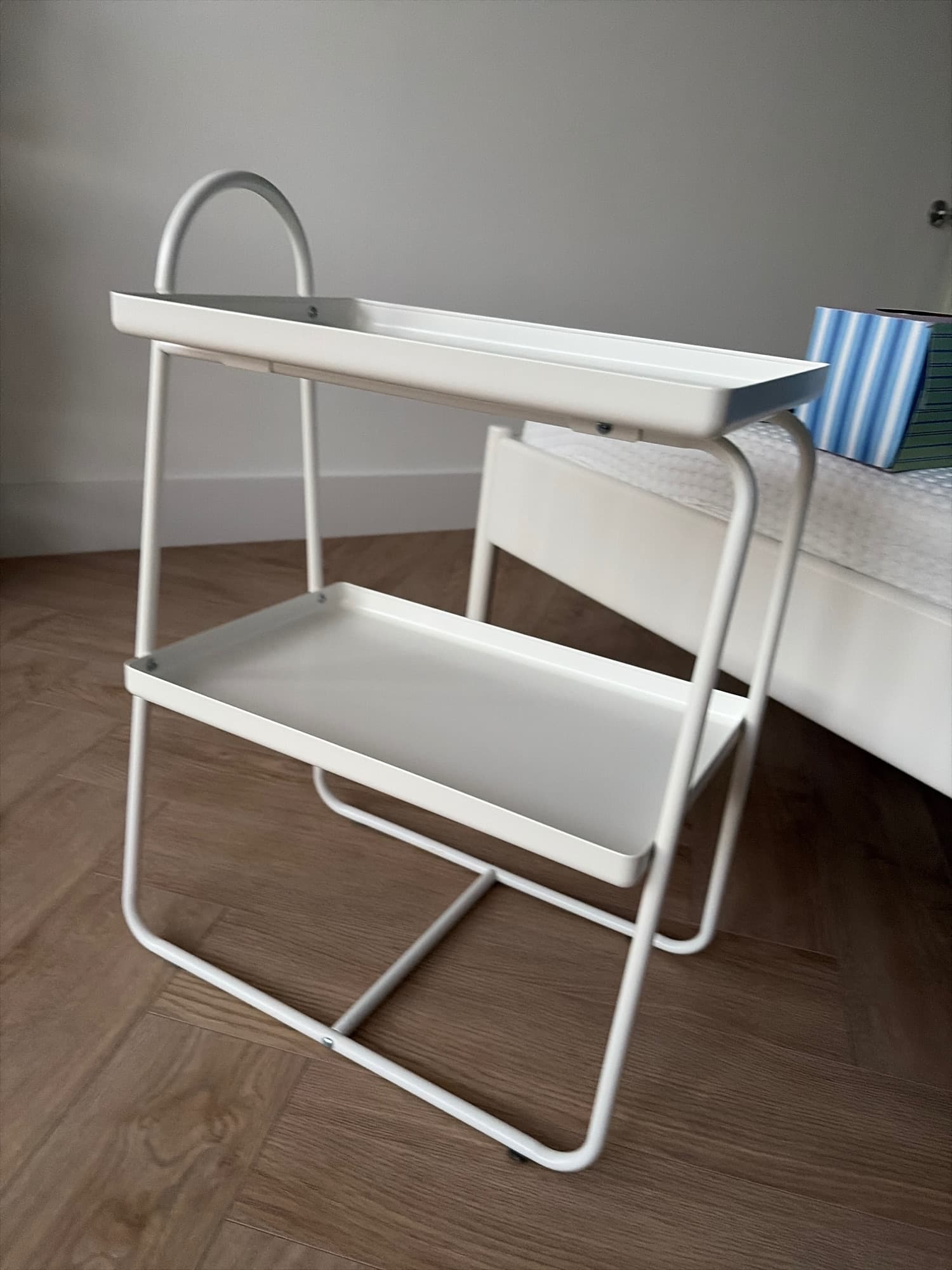 MÅBÄRSSKÄR TIPO mesa de centro, exterior interior/branco, 61x41 cm