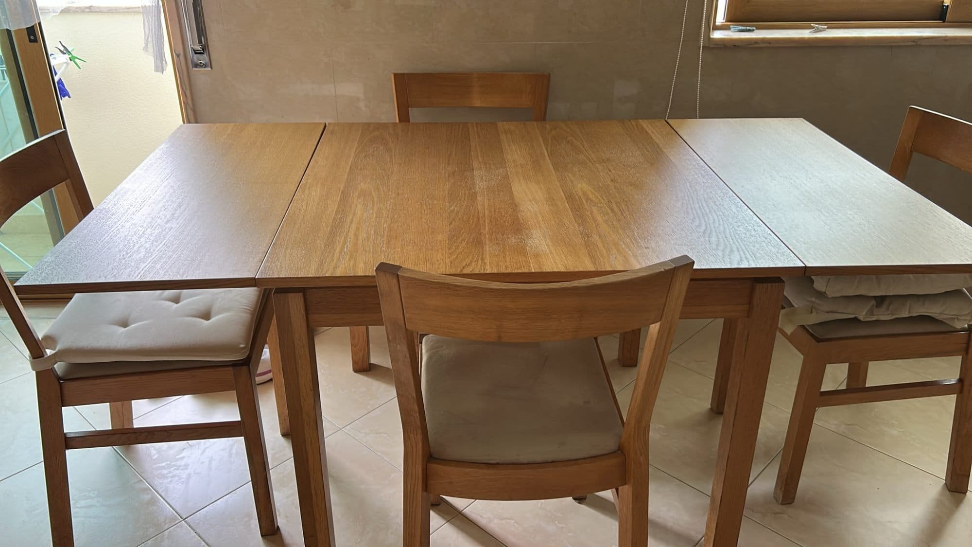 BJURSTA + 4 CADEIRAS extendable table, oak veneer, 80/120x70 cm