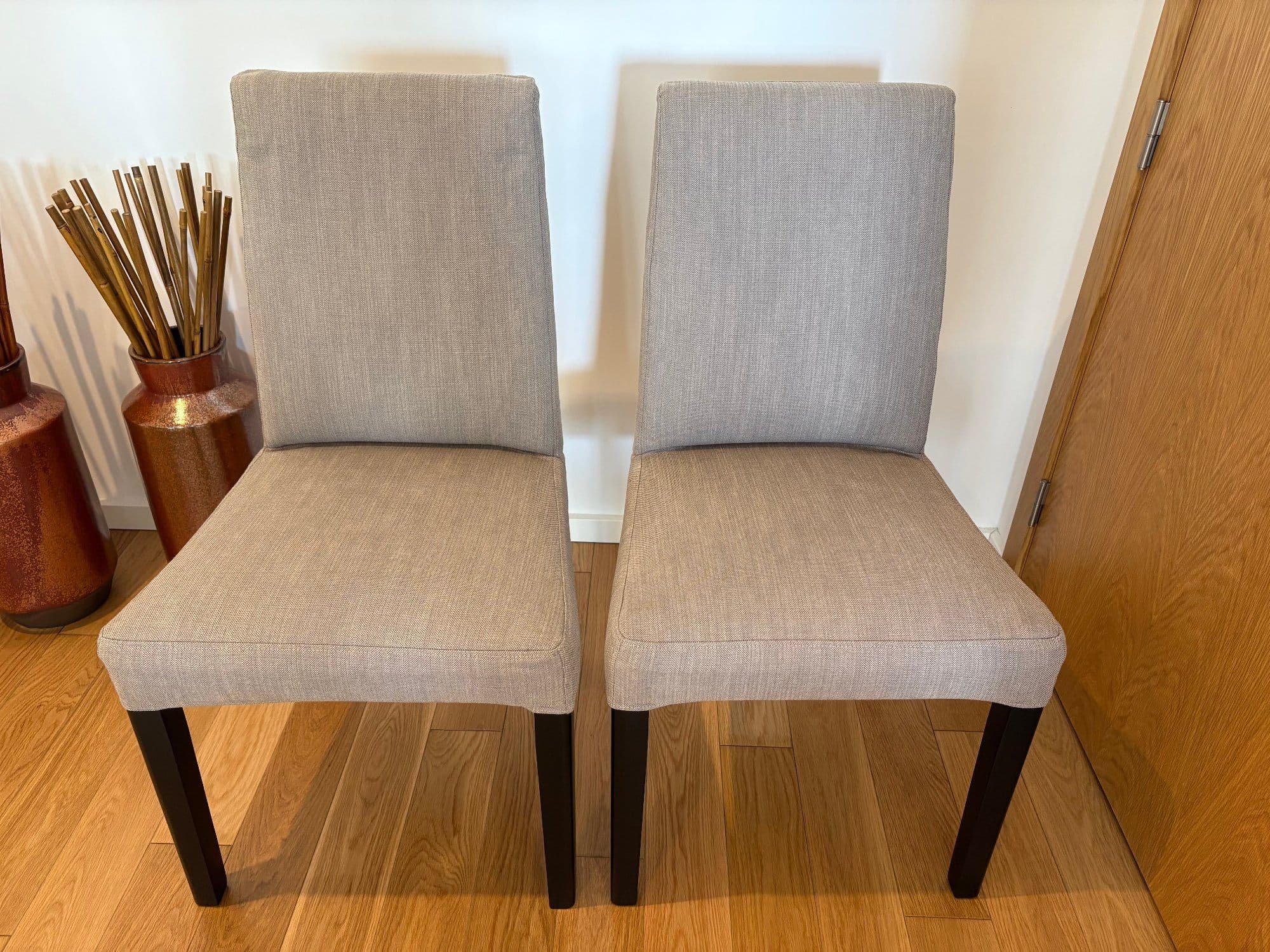 BERGMUND chair, black/Hallarp beige