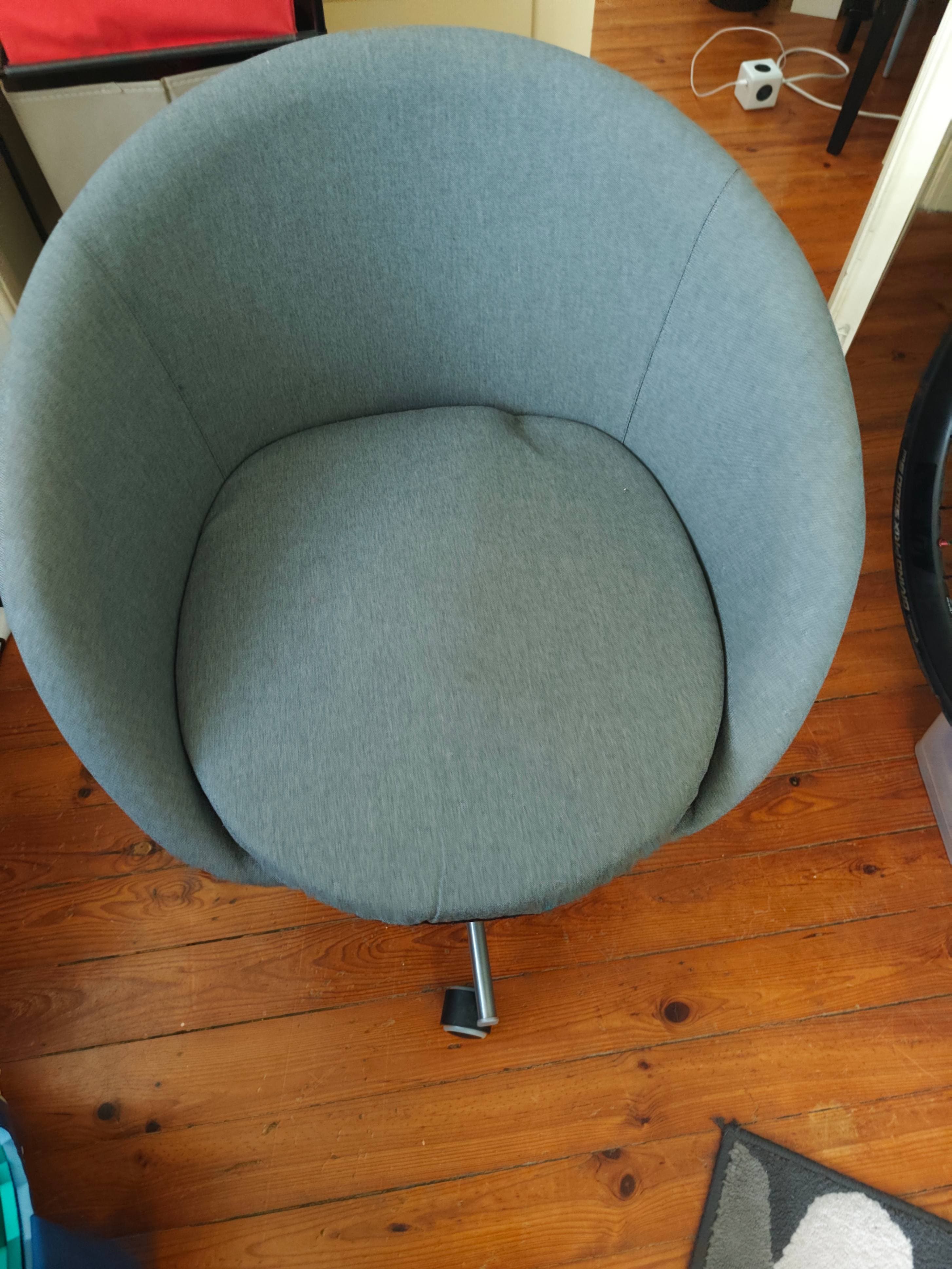 SKRUVSTA conference chair, Vissle grey
