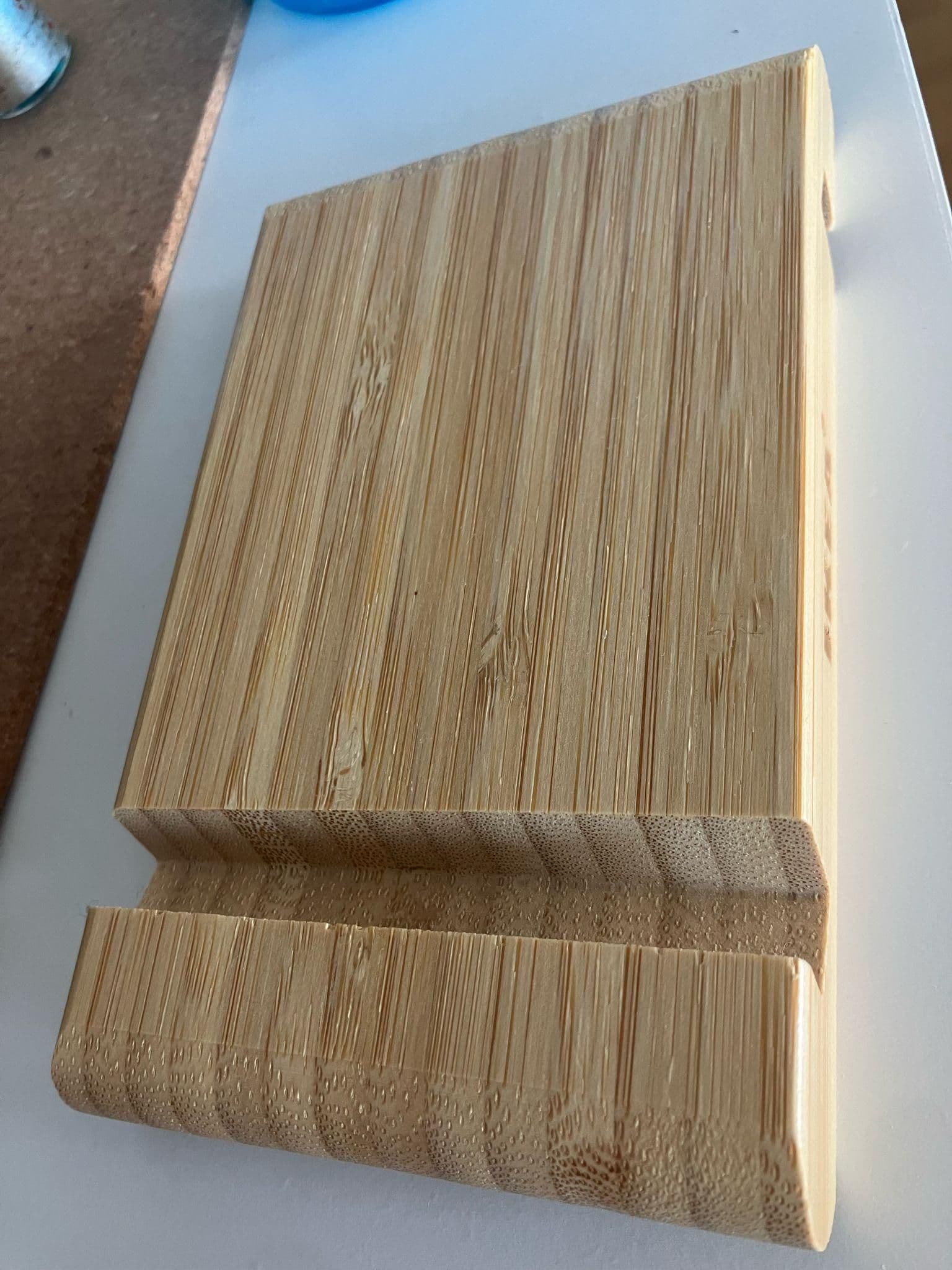 BERGENES holder for mobile phone/tablet, bamboo